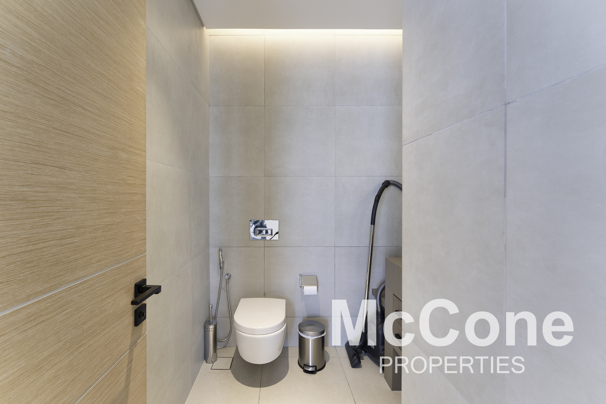 1 Bedroom Apartment for Sale in Jumeirah Gate Tower 1, Jumeirah Beach Residence — photograph 13 of 20