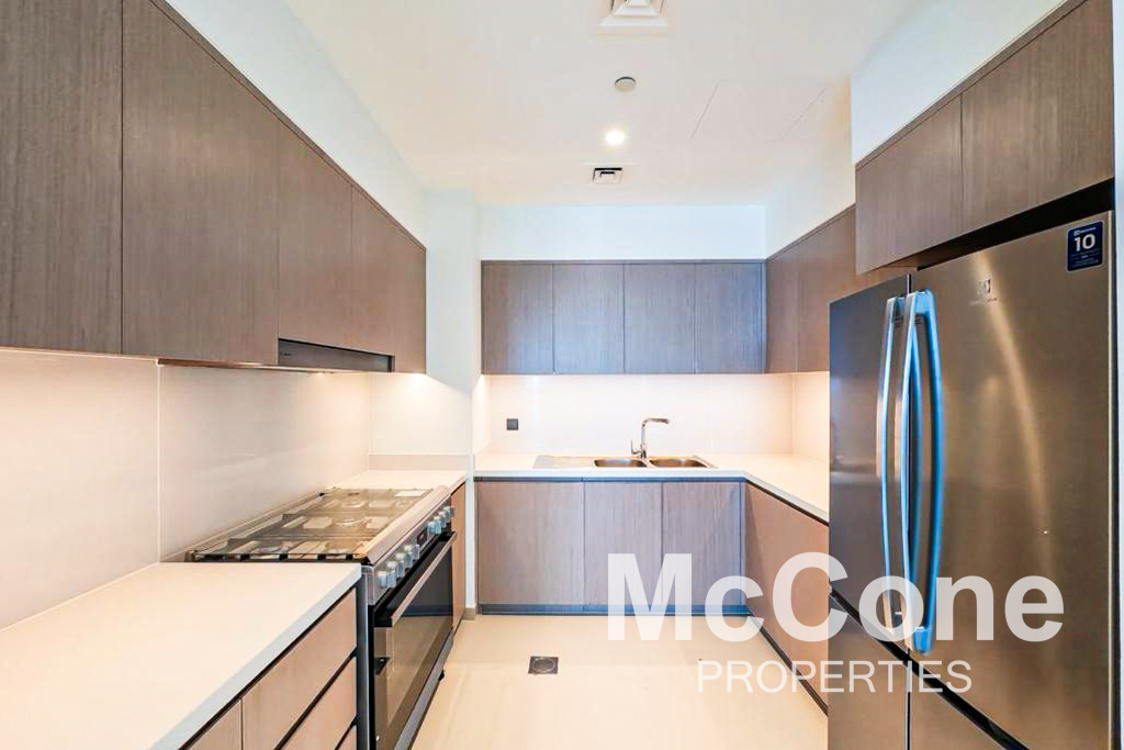 3 Bedroom Apartment for Sale in Act Two, Downtown Dubai — photo 5 of 16