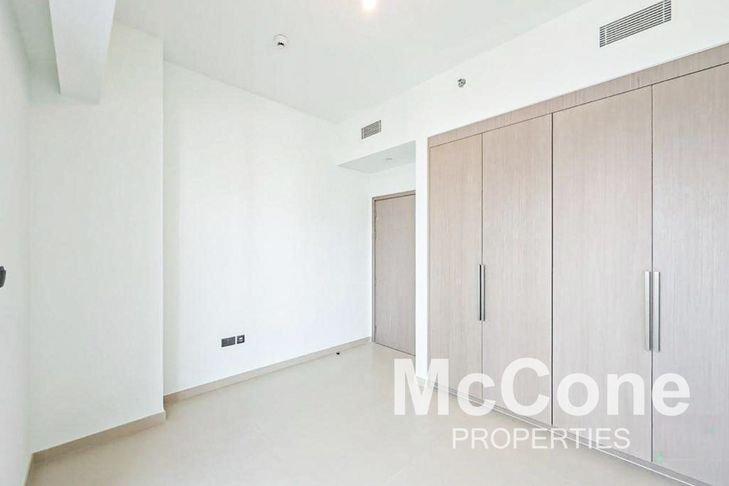 3 Bedroom Apartment for Sale in Act Two, Downtown Dubai — photo 7 of 16