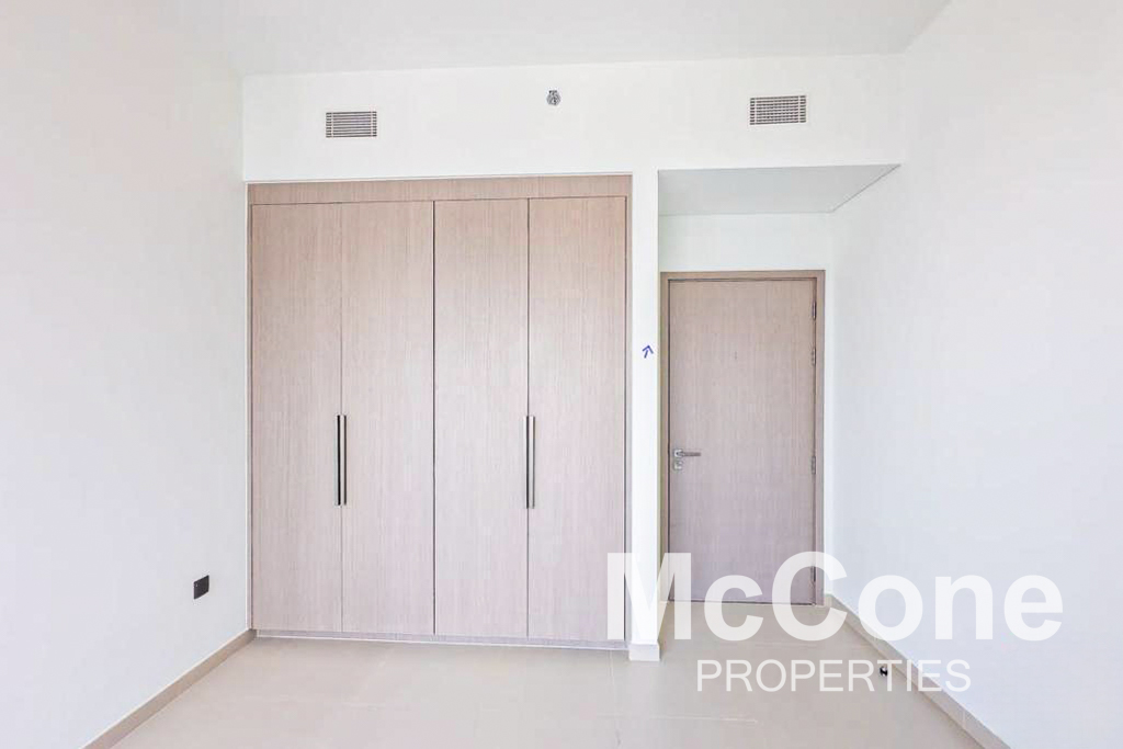 3 Bedroom Apartment for Sale in Act Two, Downtown Dubai — photo 9 of 16