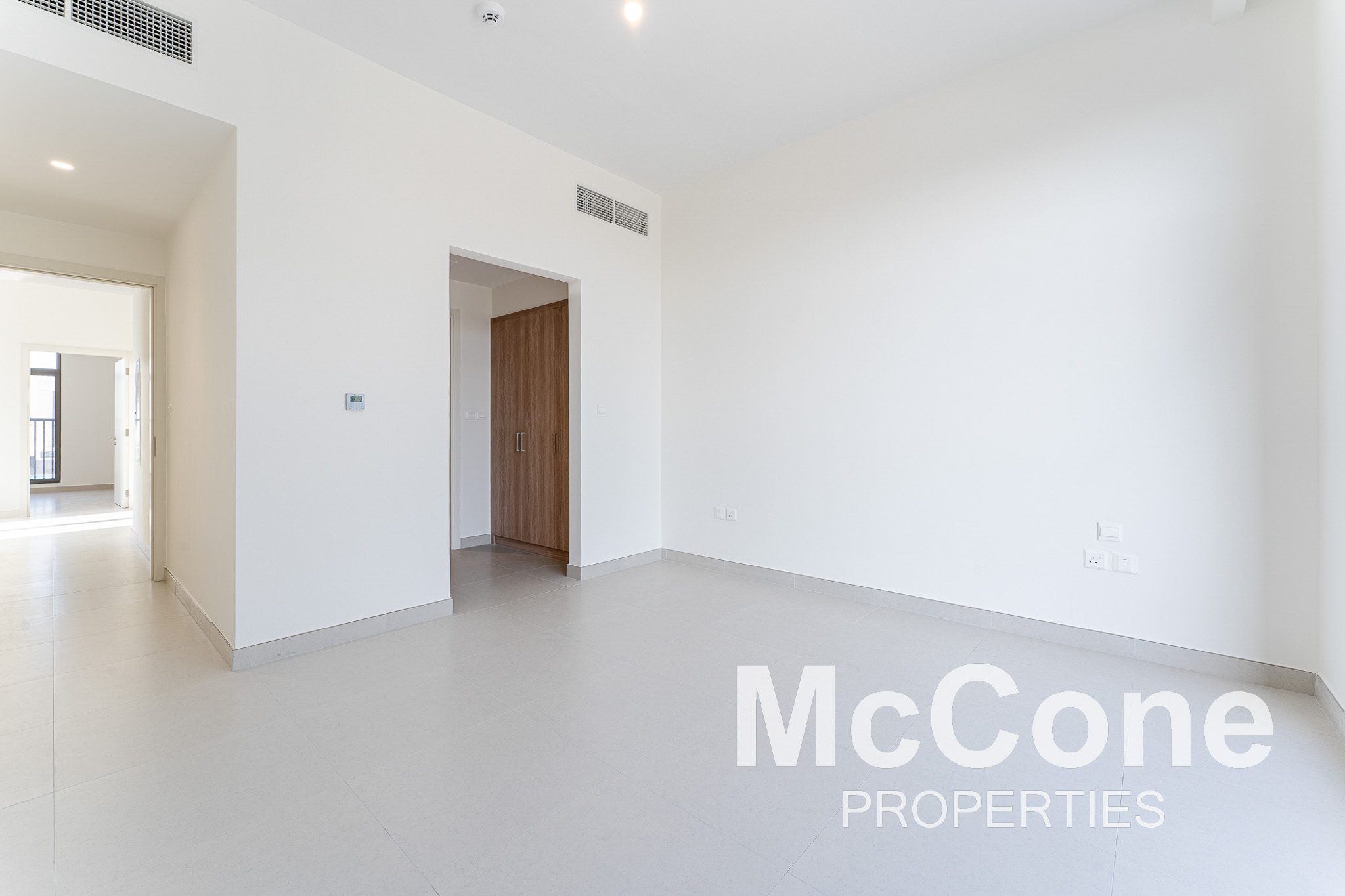 3 Bedroom Villa for Sale in The Pulse Beachfront, Dubai South (Dubai World Central) — photograph 12 of 26