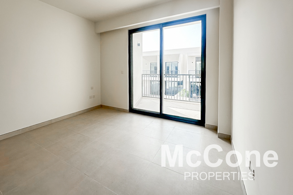 3 Bedroom Townhouse for Sale in Maha Townhouses, Town Square — photograph 10 of 15