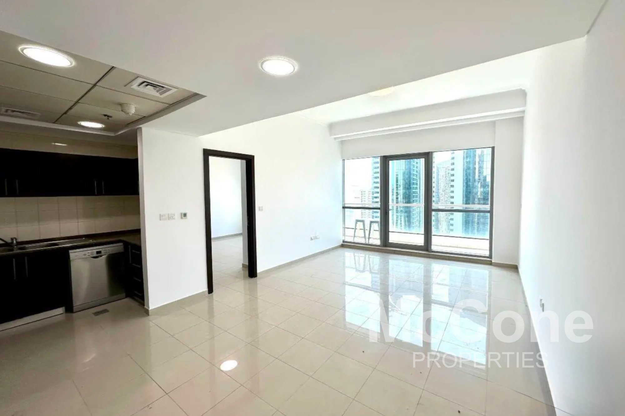 1 Bedroom Apartment for Sale in Bay Central Tower Central, Dubai Marina — photo 2 of 10