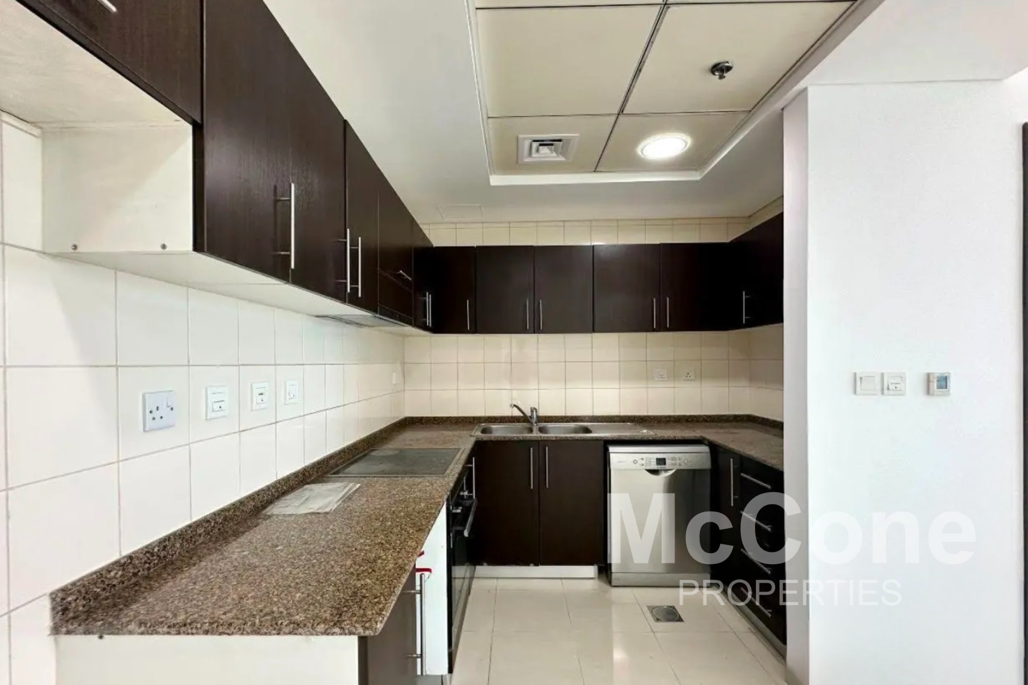 1 Bedroom Apartment for Sale in Bay Central Tower Central, Dubai Marina — photo 6 of 10