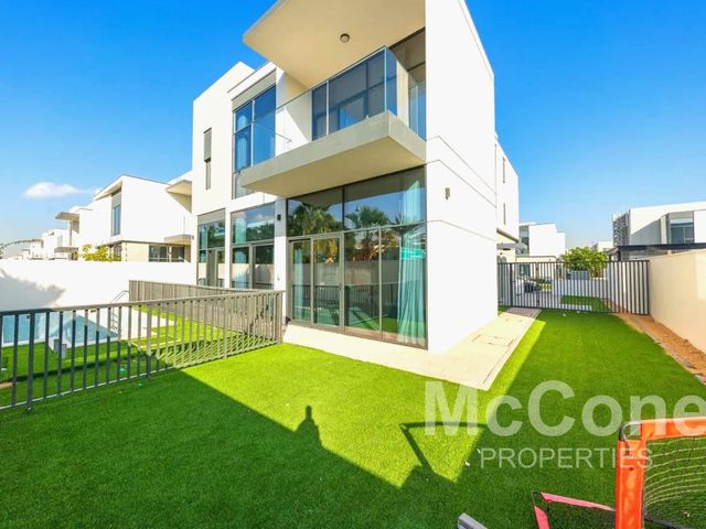 4 Bedroom Villa for Rent in Murooj Al Furjan East, Al Furjan
