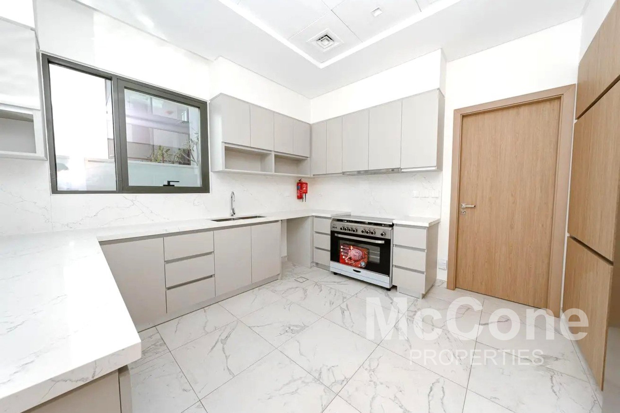 4 Bedroom Villa for Rent in Murooj Al Furjan East, Al Furjan — photo 4 of 14