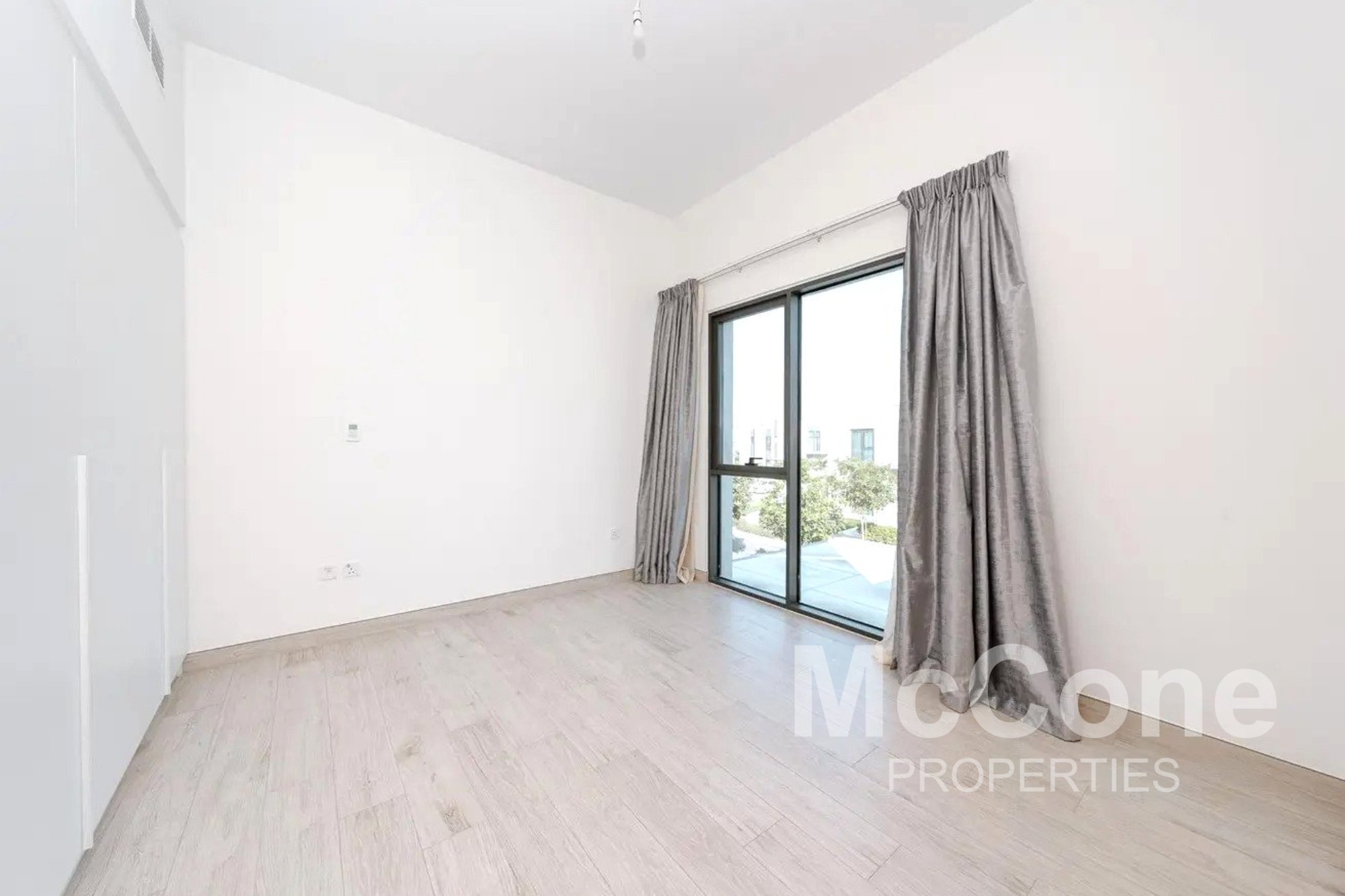 4 Bedroom Villa for Rent in Murooj Al Furjan East, Al Furjan — photo 7 of 14