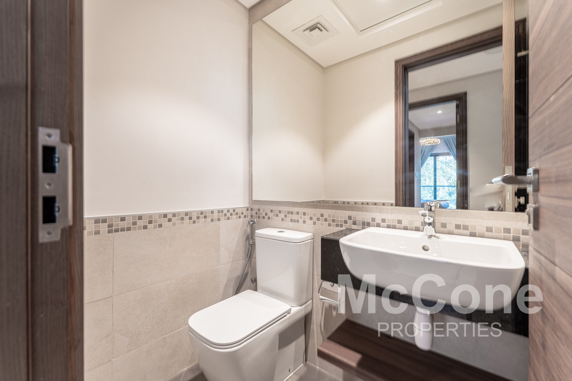 1 Bedroom Apartment for Rent in Eleganz by Danube, Jumeirah Village Circle — photograph 10 of 18