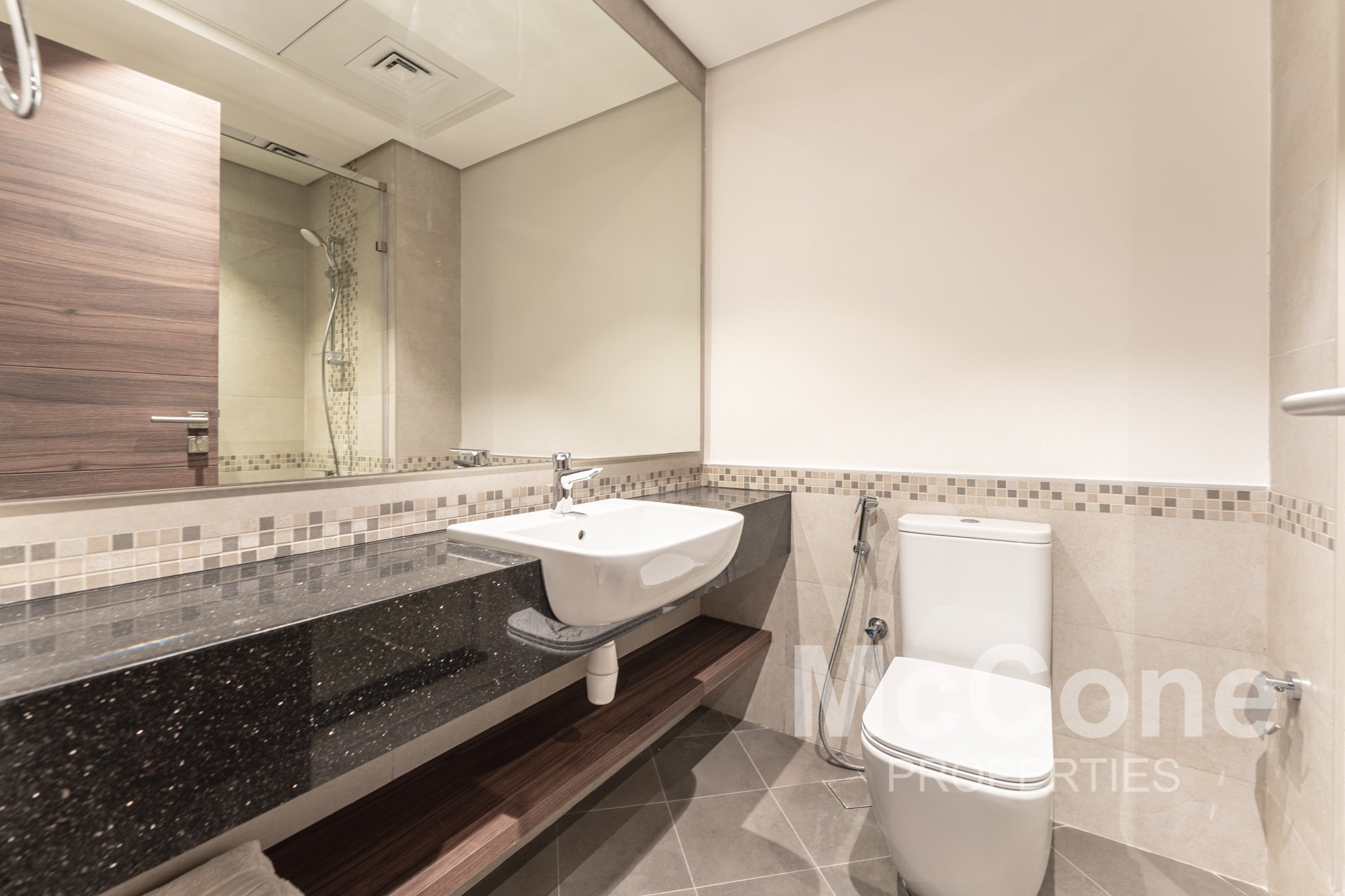 1 Bedroom Apartment for Rent in Eleganz by Danube, Jumeirah Village Circle — photo 8 of 18