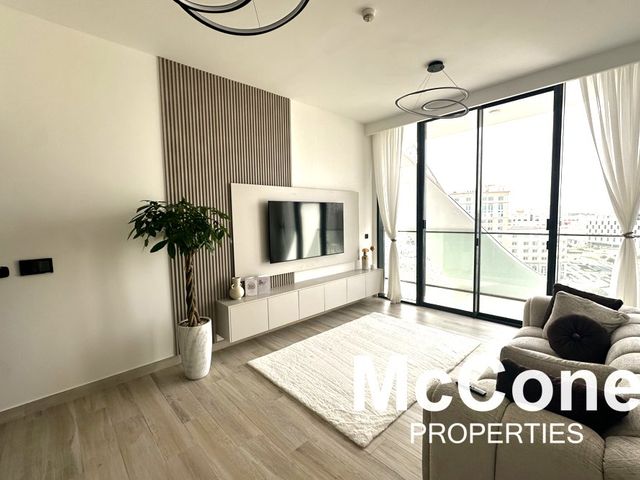 2 Bedroom Apartment for Sale in Oxford Gardens, Arjan