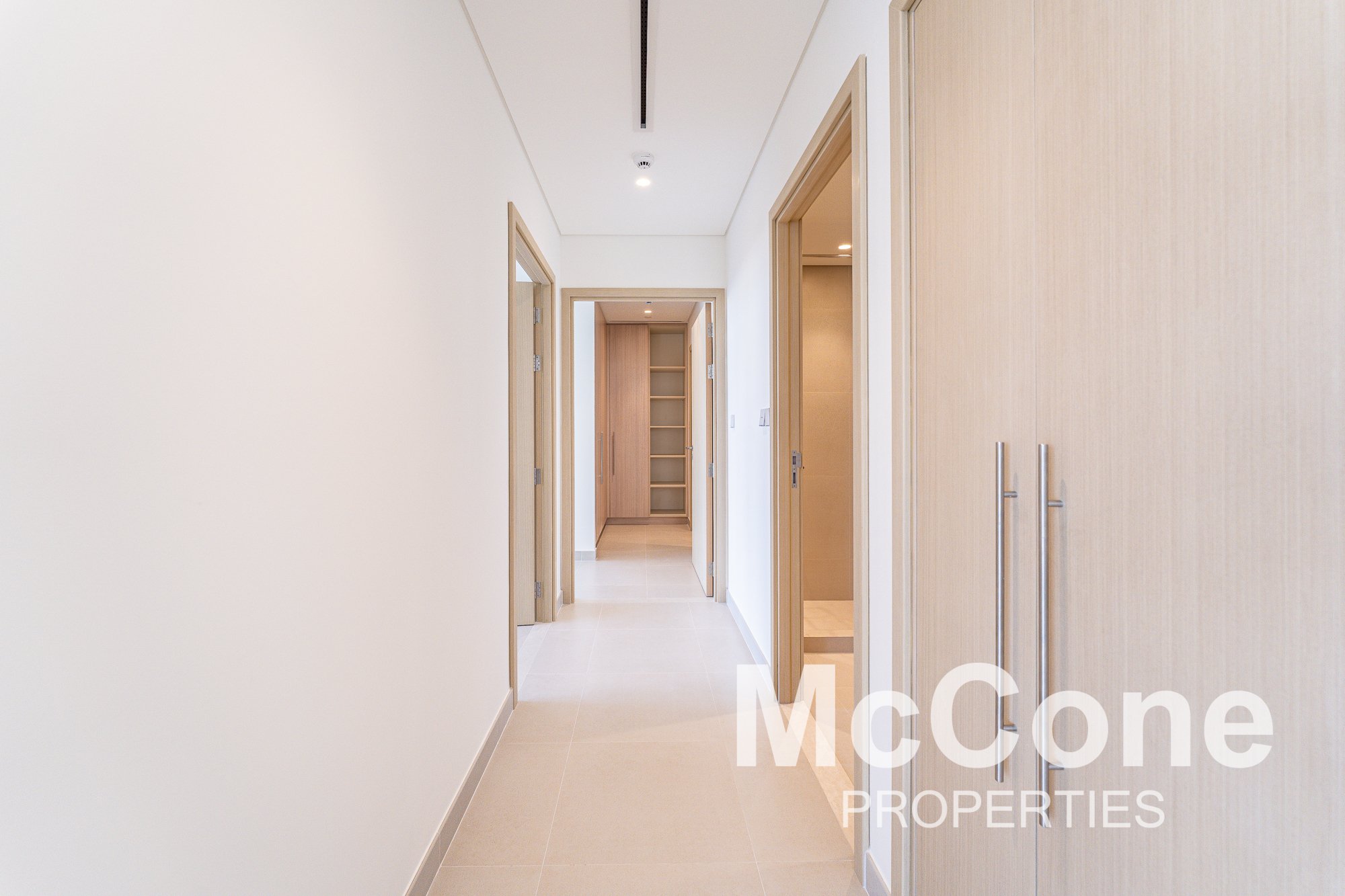 2 Bedroom Apartment for Rent in Golf Grand, Dubai Hills Estate — photo 8 of 17