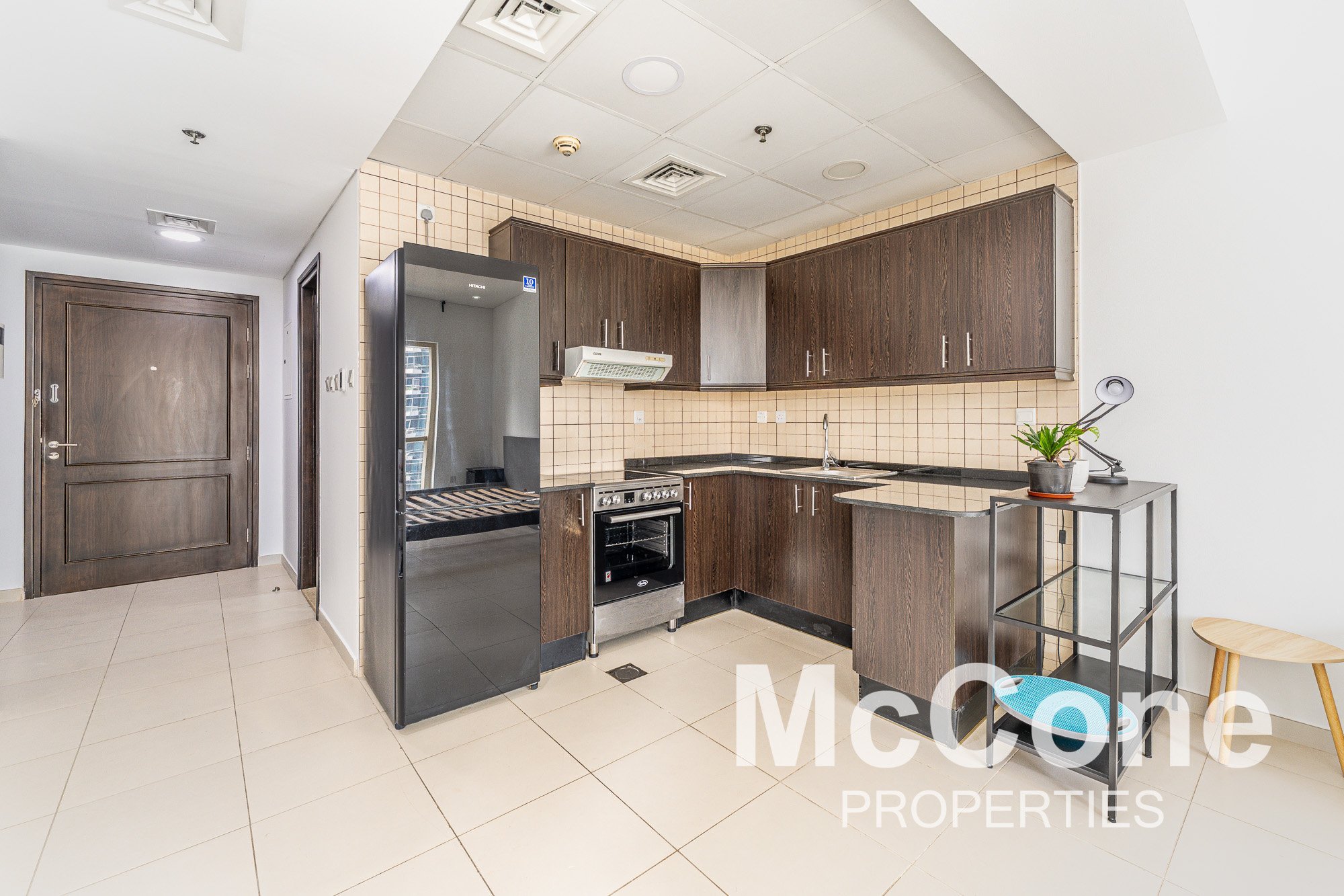 Studio Apartment for Rent in The Royal Oceanic, Dubai Marina — photo 5 of 12