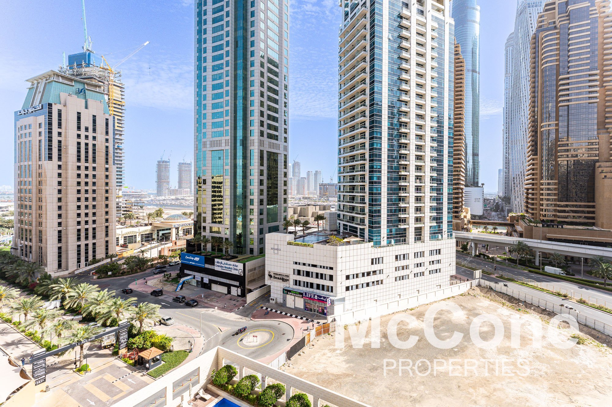 Studio Apartment for Rent in The Royal Oceanic, Dubai Marina — photograph 11 of 12