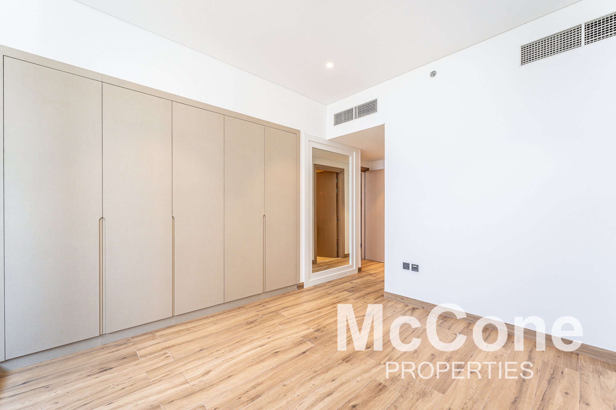 1 Bedroom Apartment for Rent in Elegance by Chaimaa, Jumeirah Village Circle — photo 8 of 28