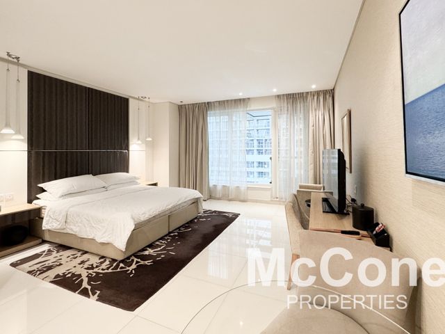 Studio Apartment for Rent in Waters Edge, Business Bay