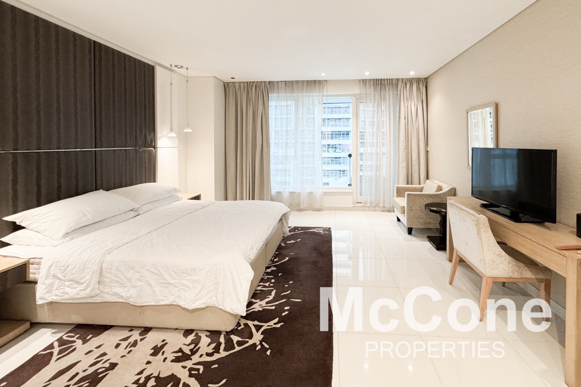 Studio Apartment for Rent in Waters Edge, Business Bay — photo 2 of 17