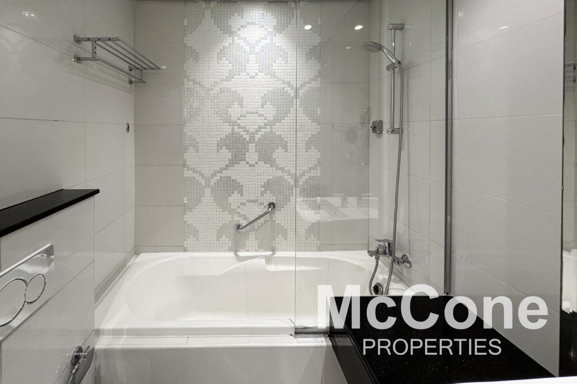 Studio Apartment for Rent in Waters Edge, Business Bay — photo 9 of 17
