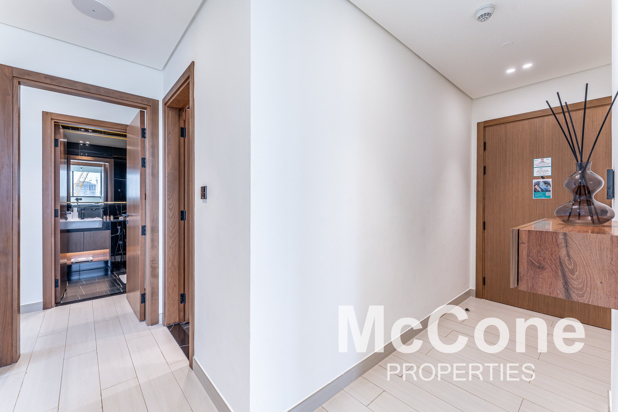 2 Bedroom Apartment for Sale in Binghatti House, Jumeirah Village Circle — photo 8 of 10