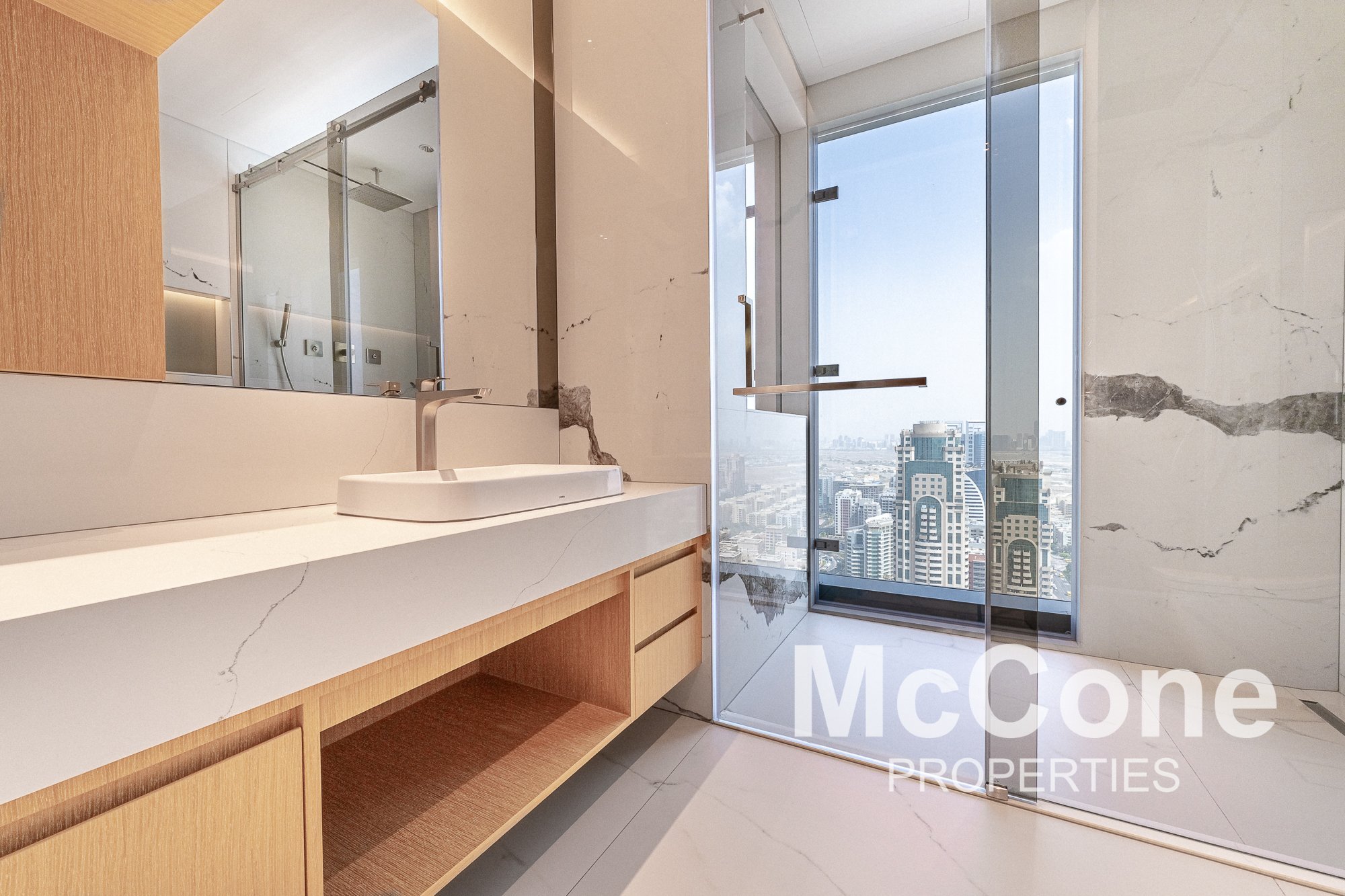 4 Bedroom Apartment for Rent in The S Tower, Dubai Internet City — photograph 17 of 18
