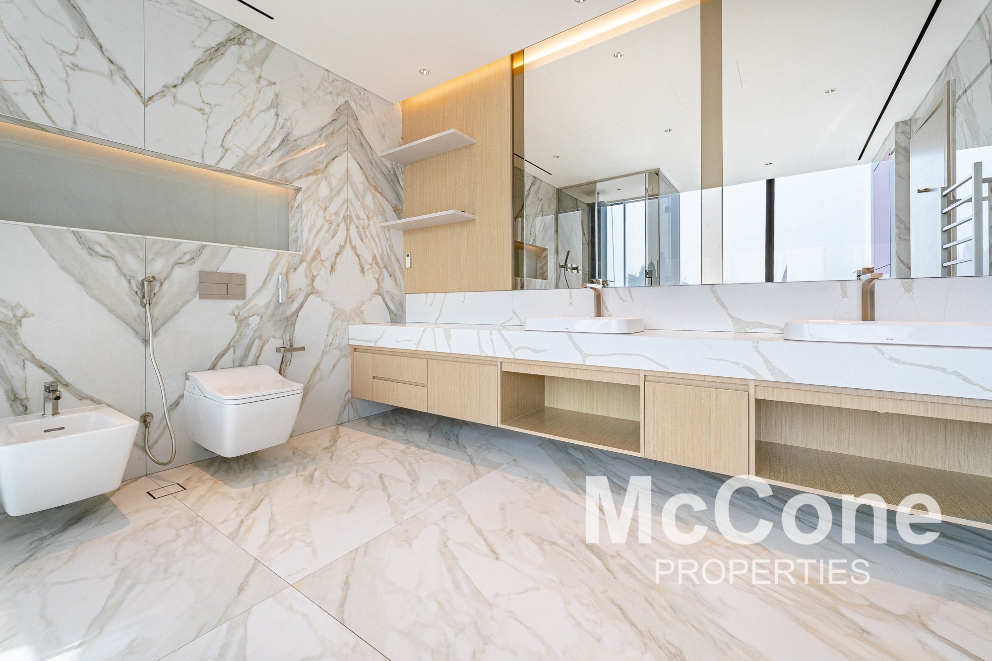 4 Bedroom Apartment for Rent in The S Tower, Dubai Internet City — photograph 16 of 18
