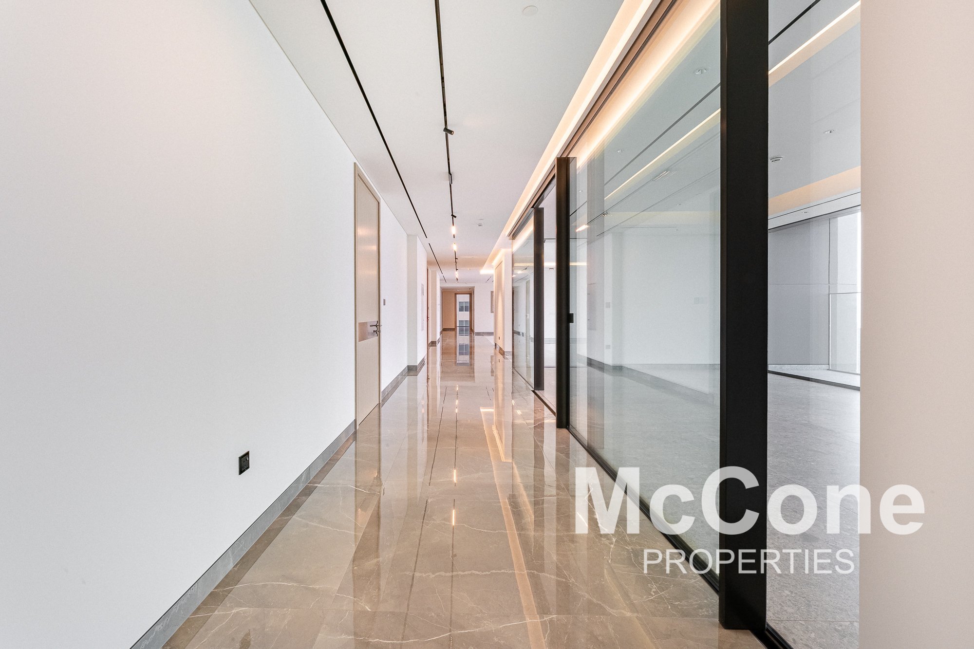 4 Bedroom Apartment for Rent in The S Tower, Dubai Internet City — photo 9 of 18