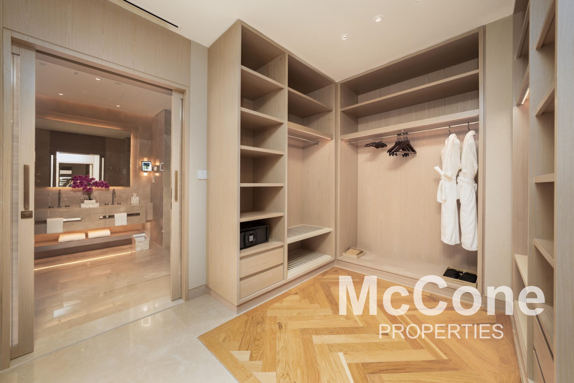 Studio Apartment for Sale in Five Luxe JBR, Jumeirah Beach Residence — photo 6 of 11