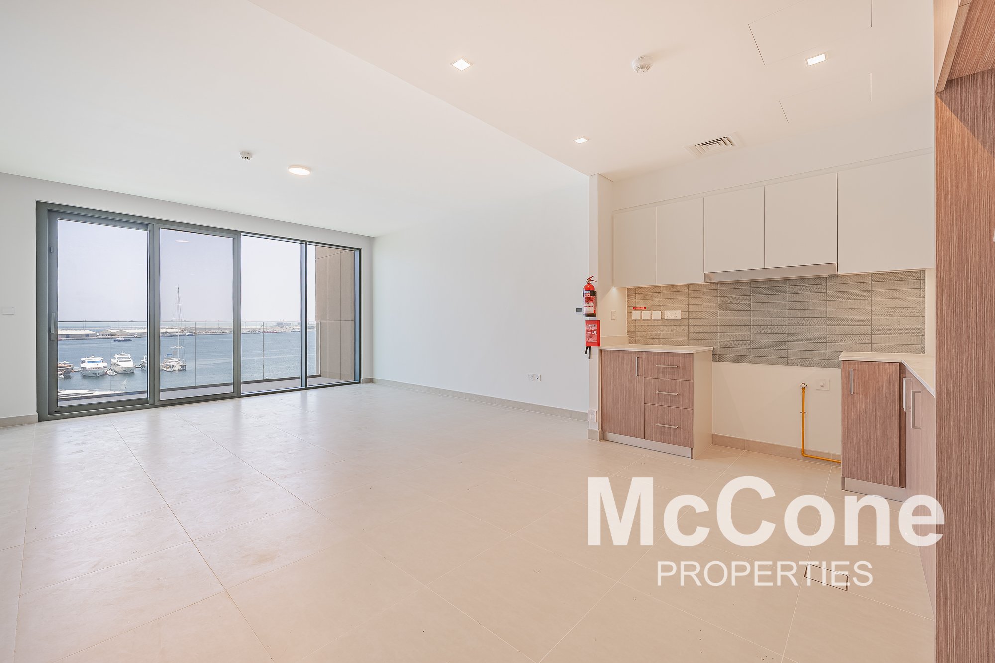 3 Bedroom Apartment for Rent in Seagate Building 2, Mina Rashid — photo 2 of 25