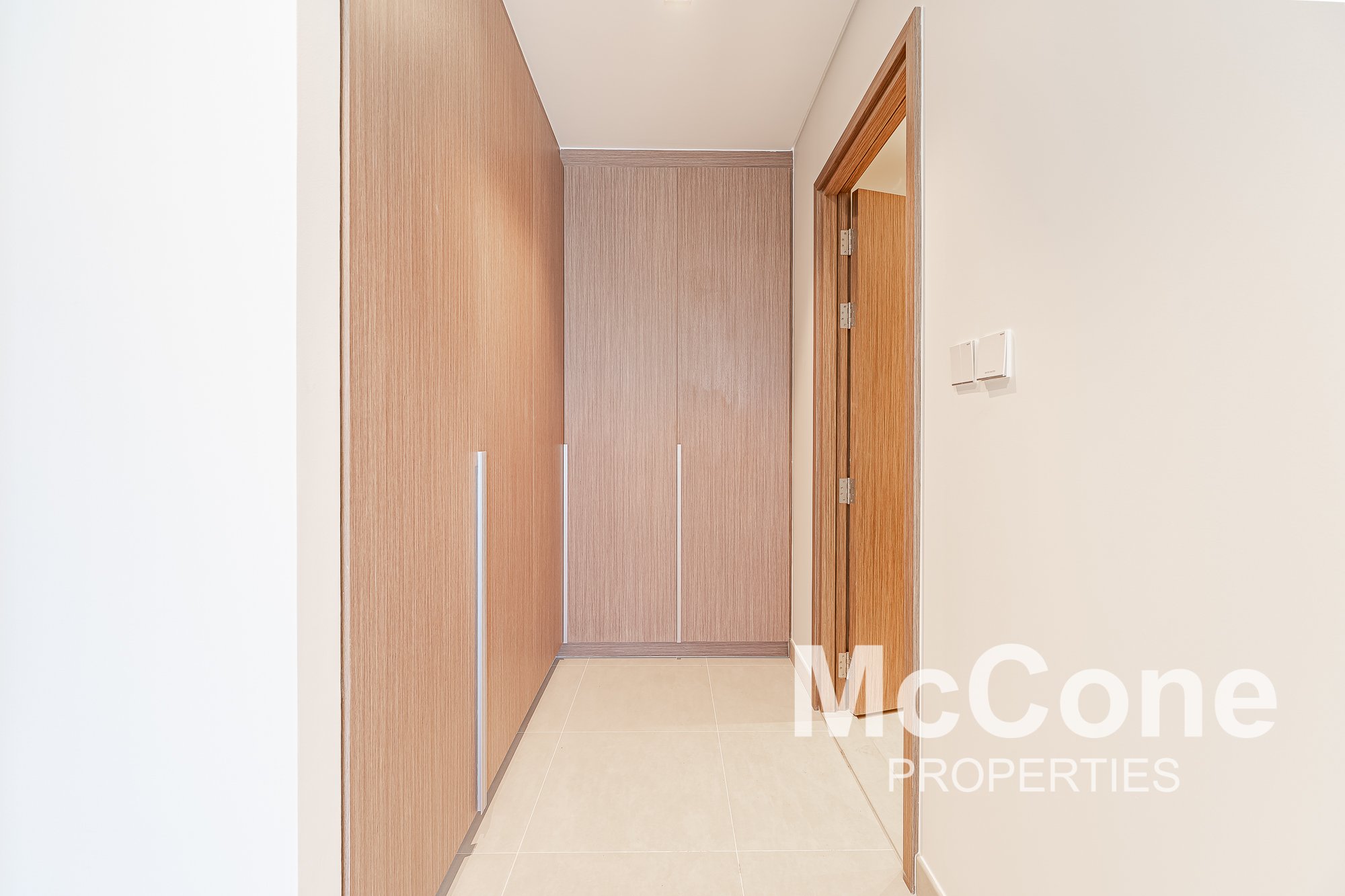 3 Bedroom Apartment for Rent in Seagate Building 2, Mina Rashid — photograph 14 of 25