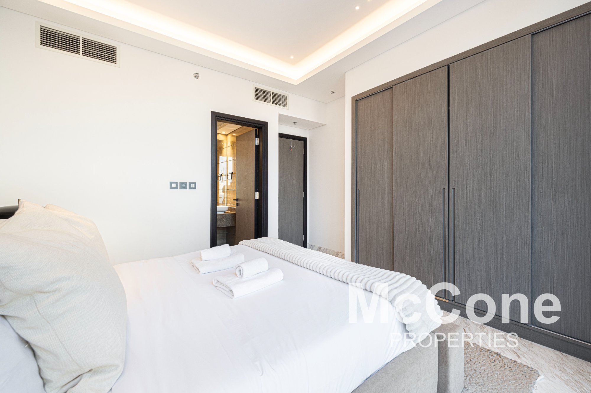 2 Bedroom Apartment for Rent in Chaimaa Avenue 2, Jumeirah Village Circle — photograph 10 of 26
