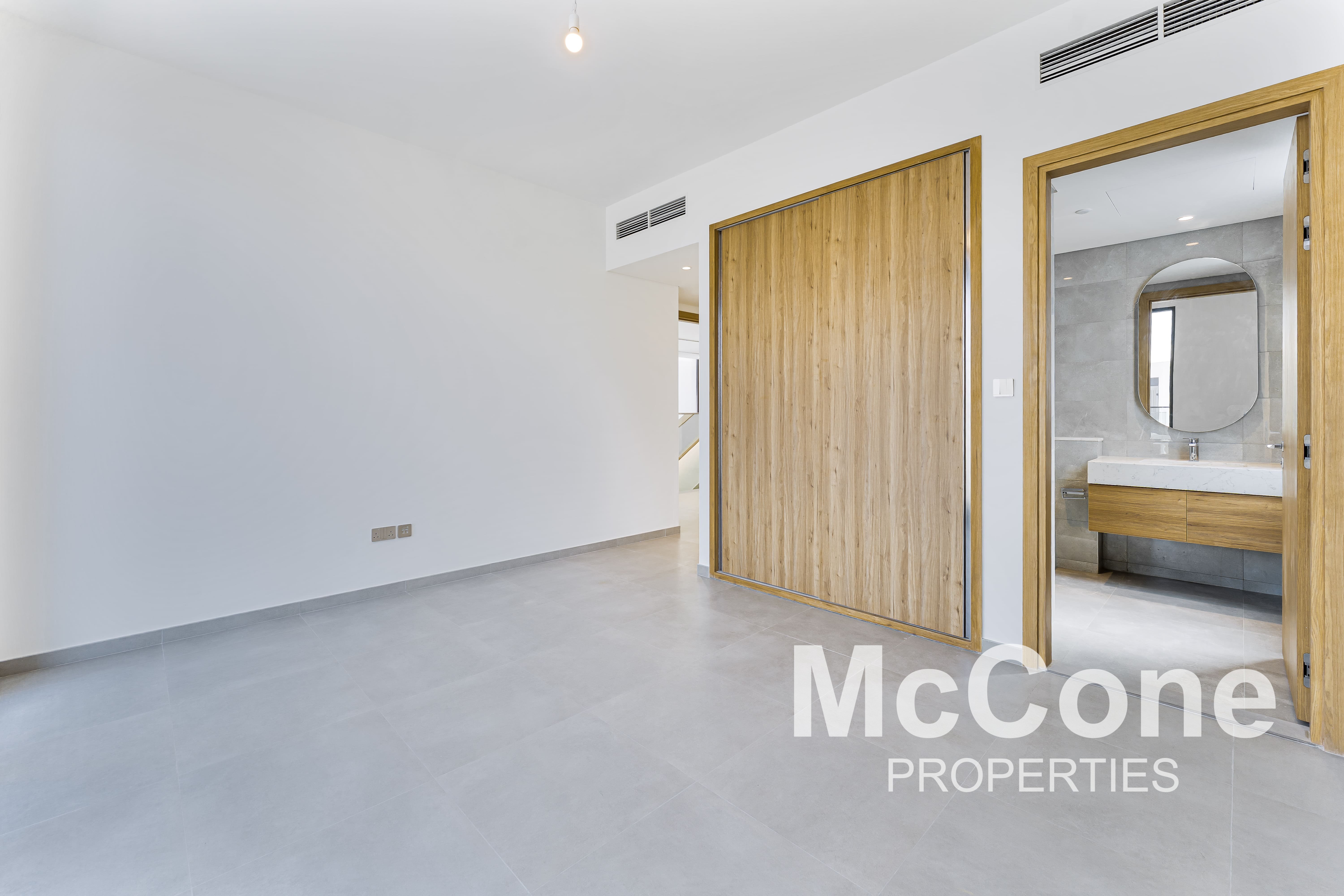 5 Bedroom Villa for Rent in Jebel Ali Village Villas, Jebel Ali — photograph 12 of 20