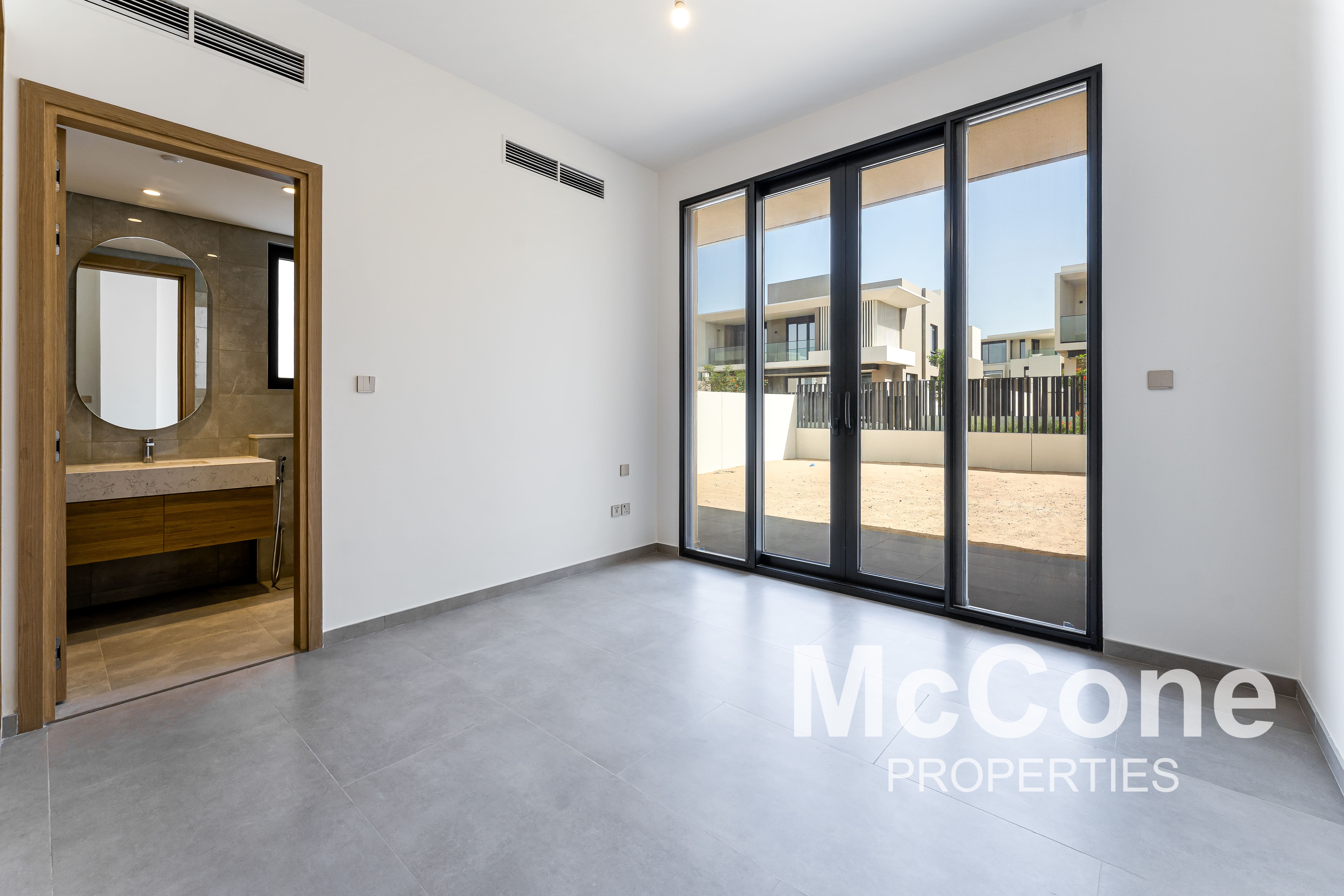 5 Bedroom Villa for Rent in Jebel Ali Village Villas, Jebel Ali — photograph 13 of 20
