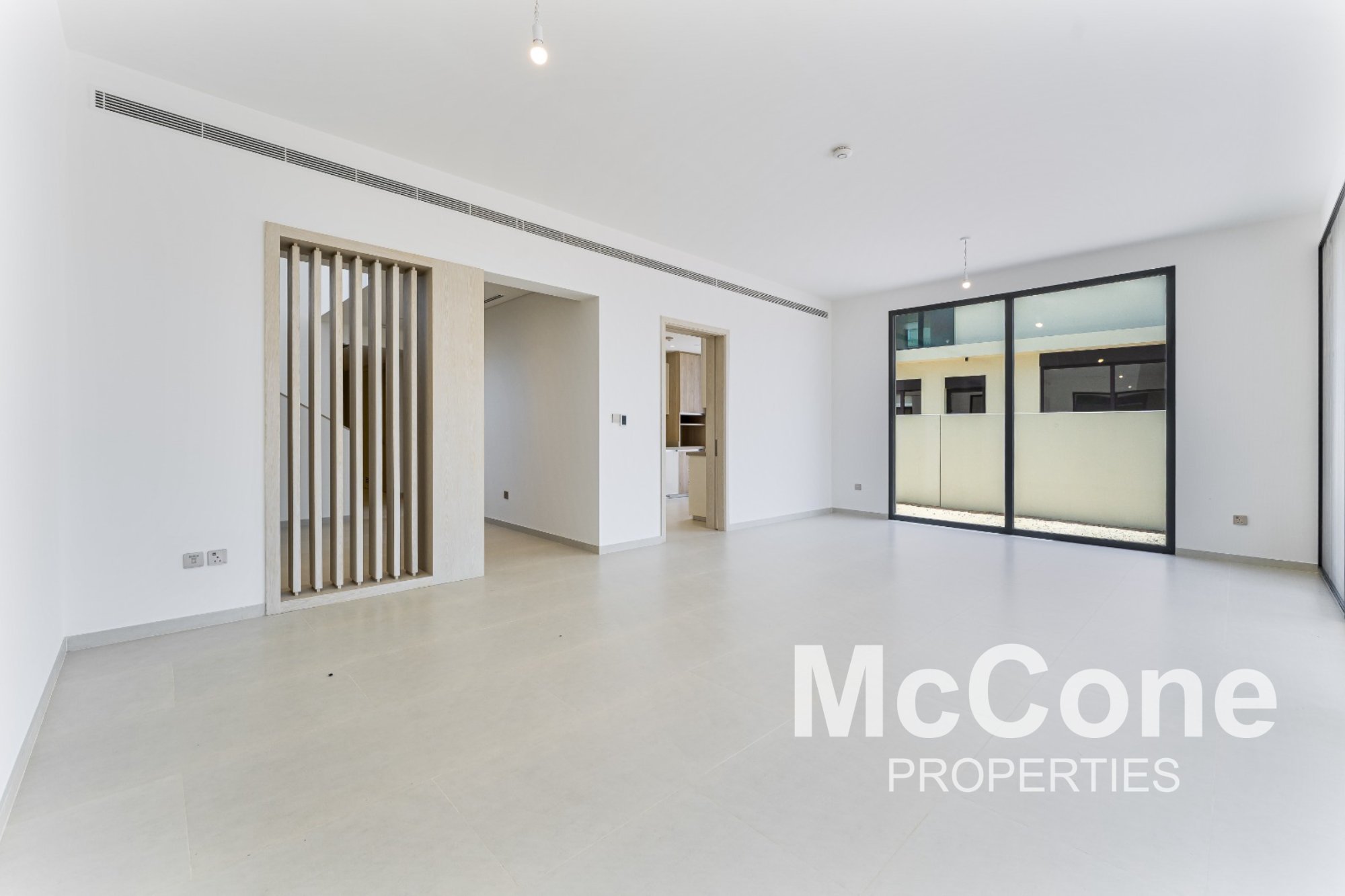 4 Bedroom Villa for Rent in Jebel Ali Village Villas, Jebel Ali — photo 2 of 24