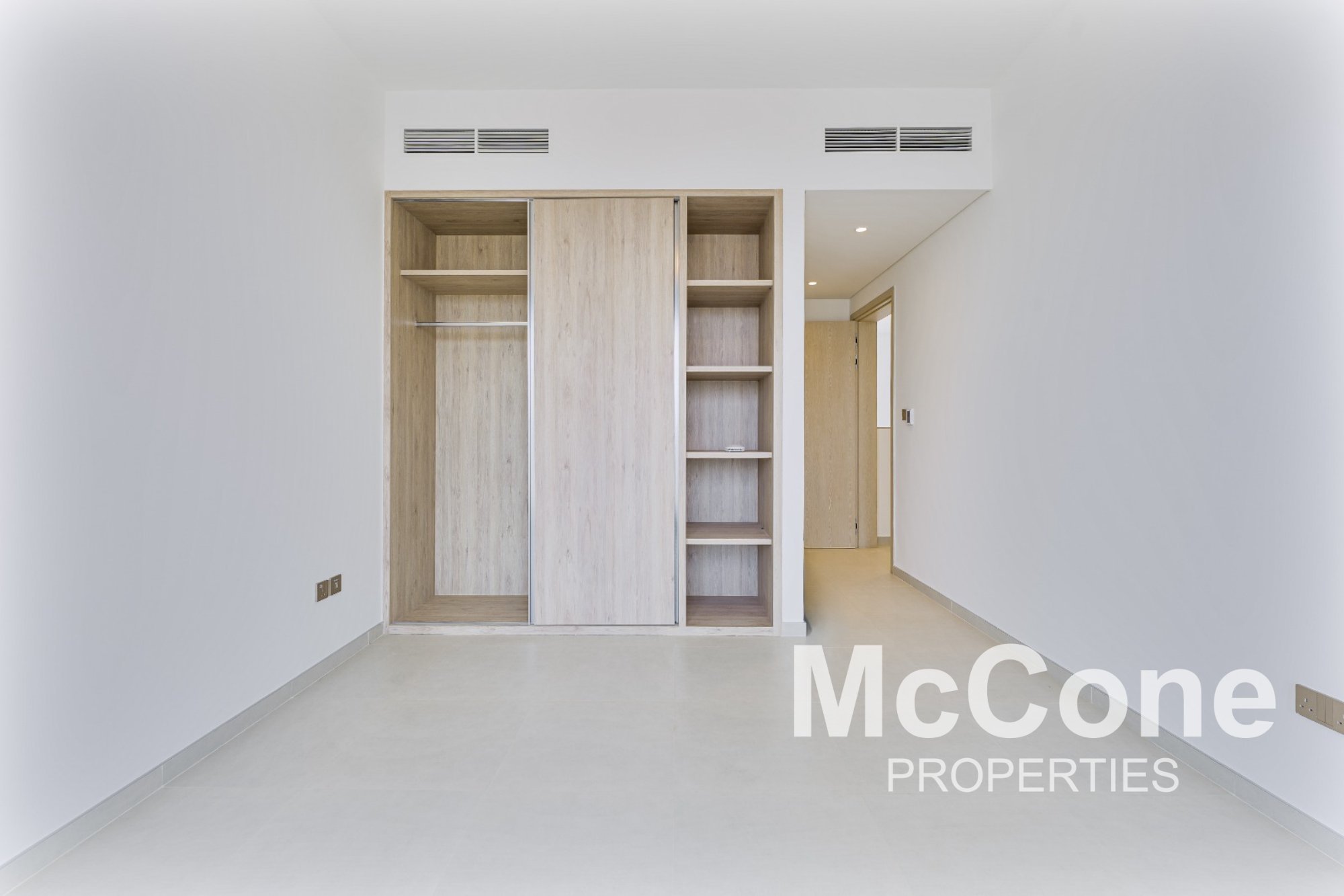4 Bedroom Villa for Rent in Jebel Ali Village Villas, Jebel Ali — photograph 14 of 24
