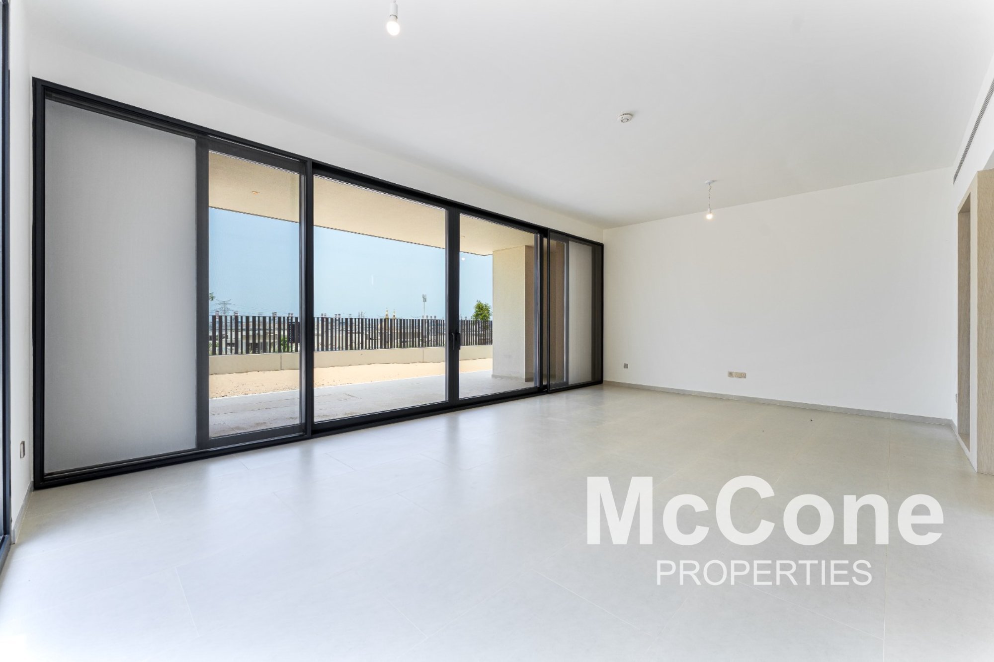 4 Bedroom Villa for Rent in Jebel Ali Village Villas, Jebel Ali — photo 3 of 24