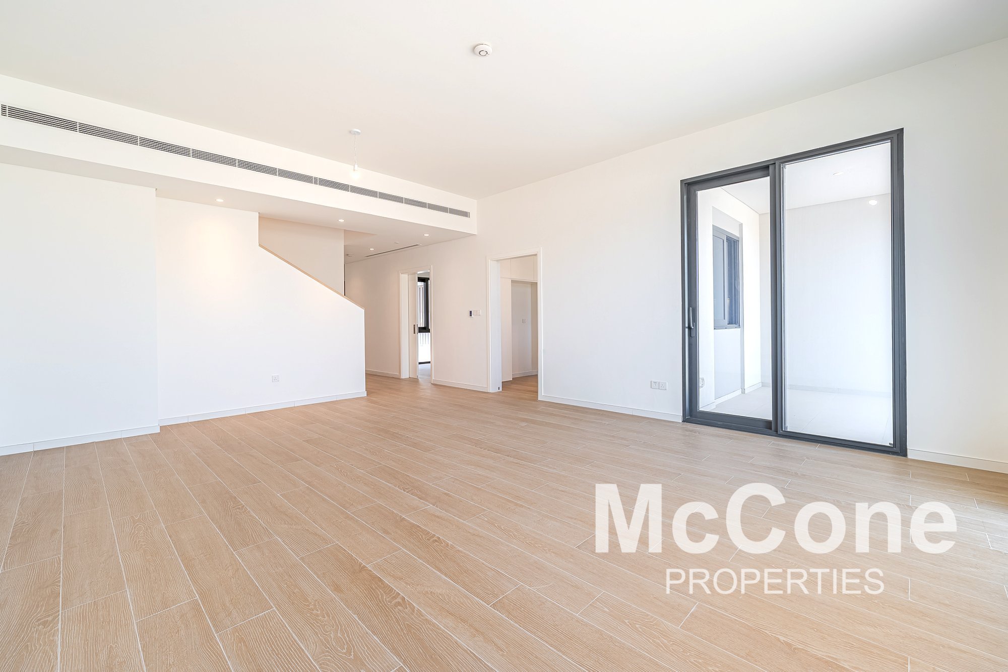 4 Bedroom Townhouse for Sale in Jebel Ali Village Townhouses, Jebel Ali — photo 2 of 19