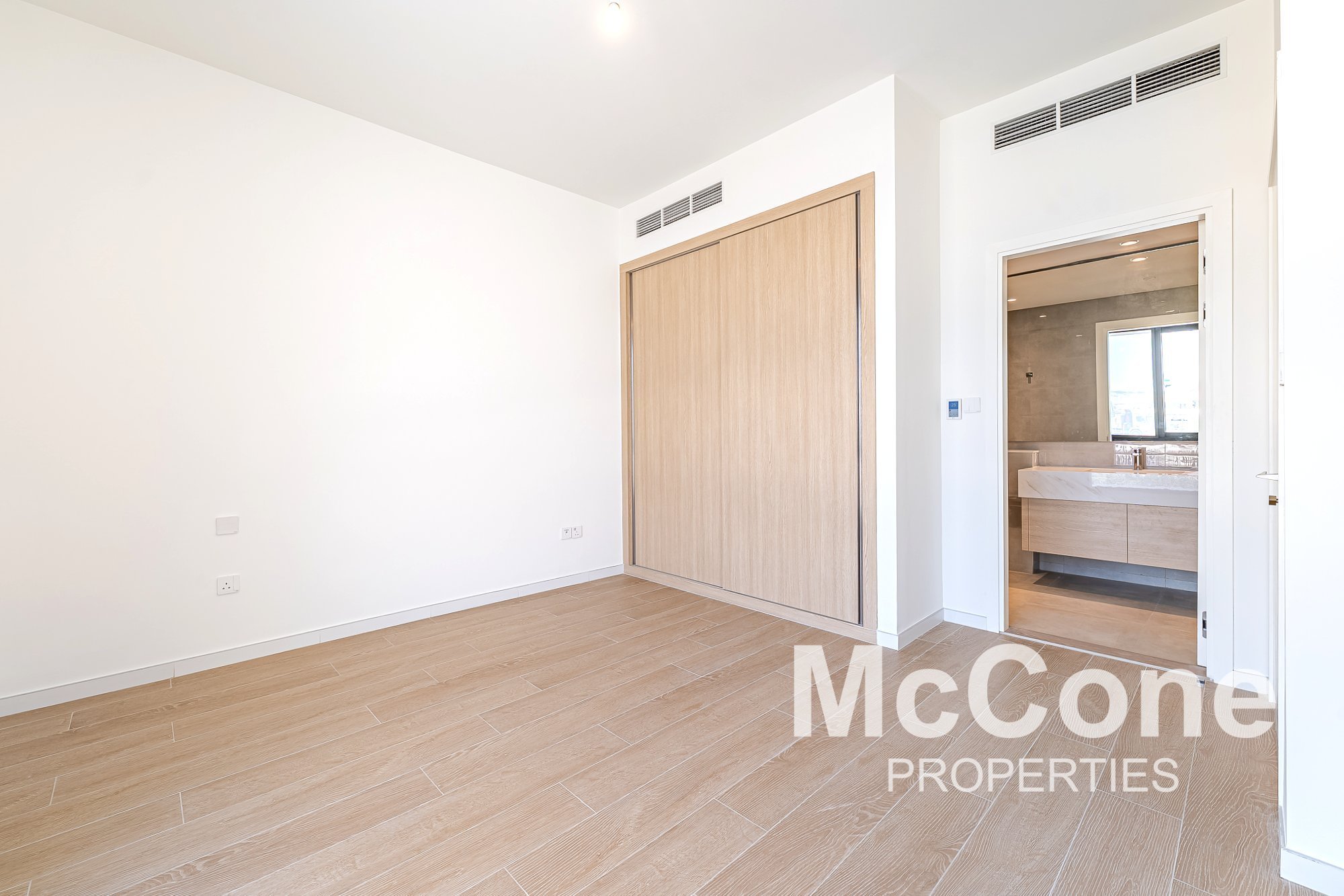4 Bedroom Townhouse for Sale in Jebel Ali Village Townhouses, Jebel Ali — photo 7 of 19