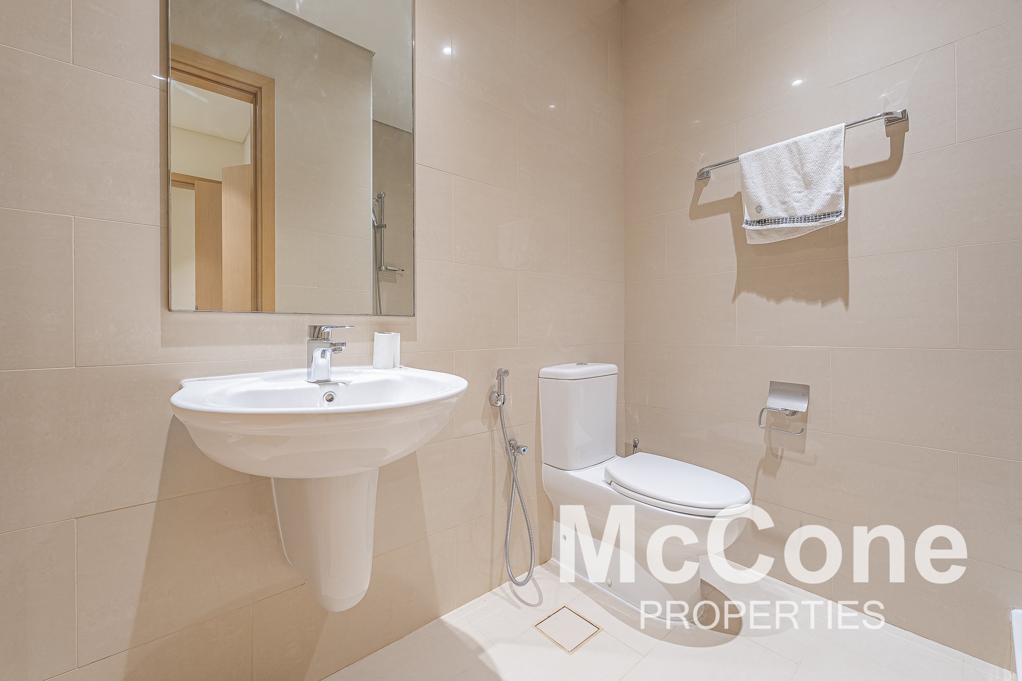 3 Bedroom Apartment for Rent in Harbour Views Podium, Dubai Creek Harbour (The Lagoons) — photograph 13 of 22