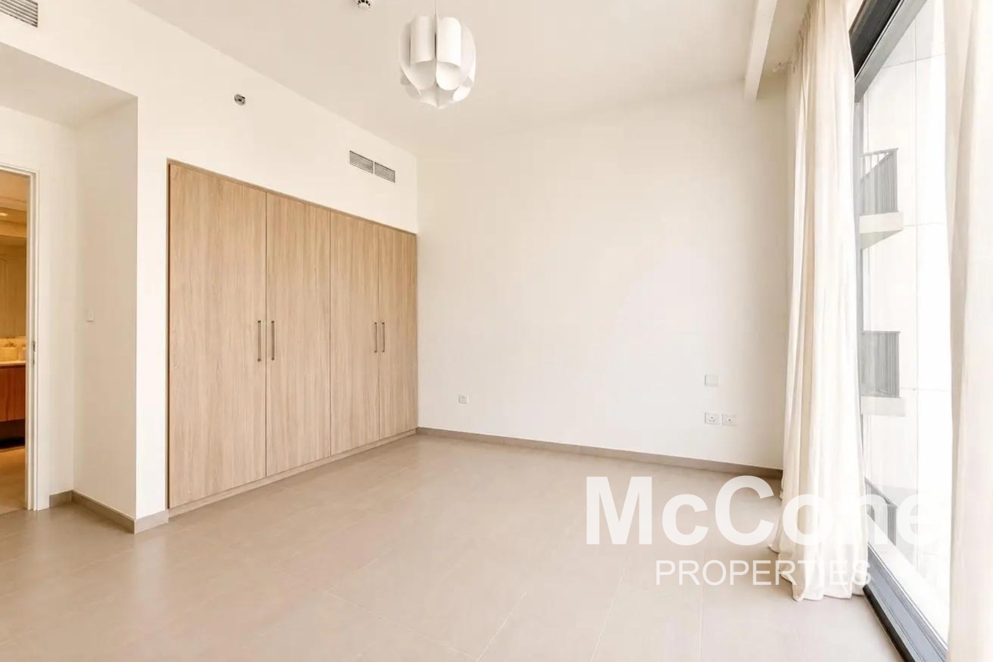 1 Bedroom Apartment for Sale in Executive Residences 1, Dubai Hills Estate — photo 5 of 10