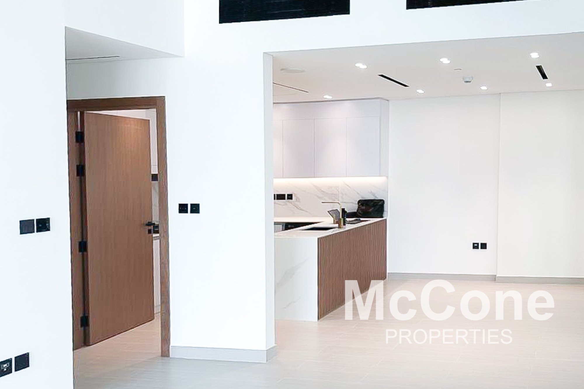 2 Bedroom Apartment for Sale in Binghatti Amber, Jumeirah Village Circle — photo 2 of 12