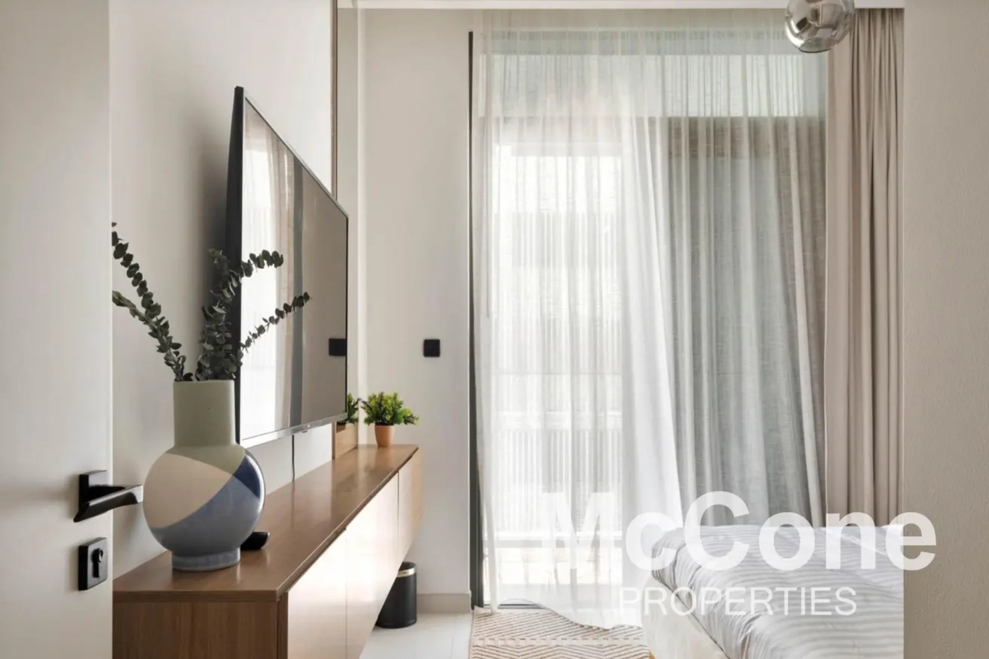 1 Bedroom Apartment for Sale in Marina Vista Tower 1, Dubai Harbour — photo 5 of 10