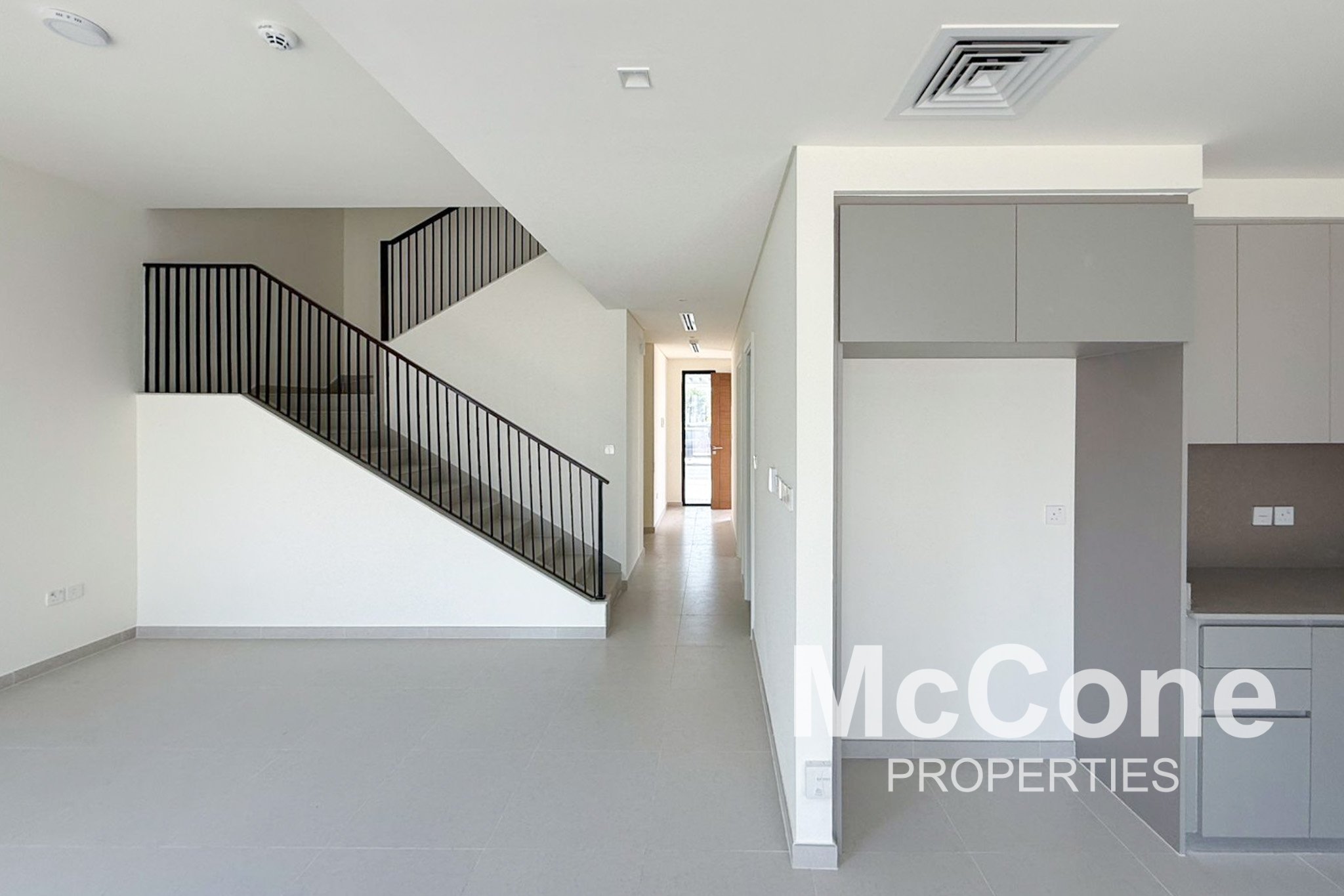 4 Bedroom Villa for Sale in Greenviews 2, Dubai South (Dubai World Central) — photo 4 of 10