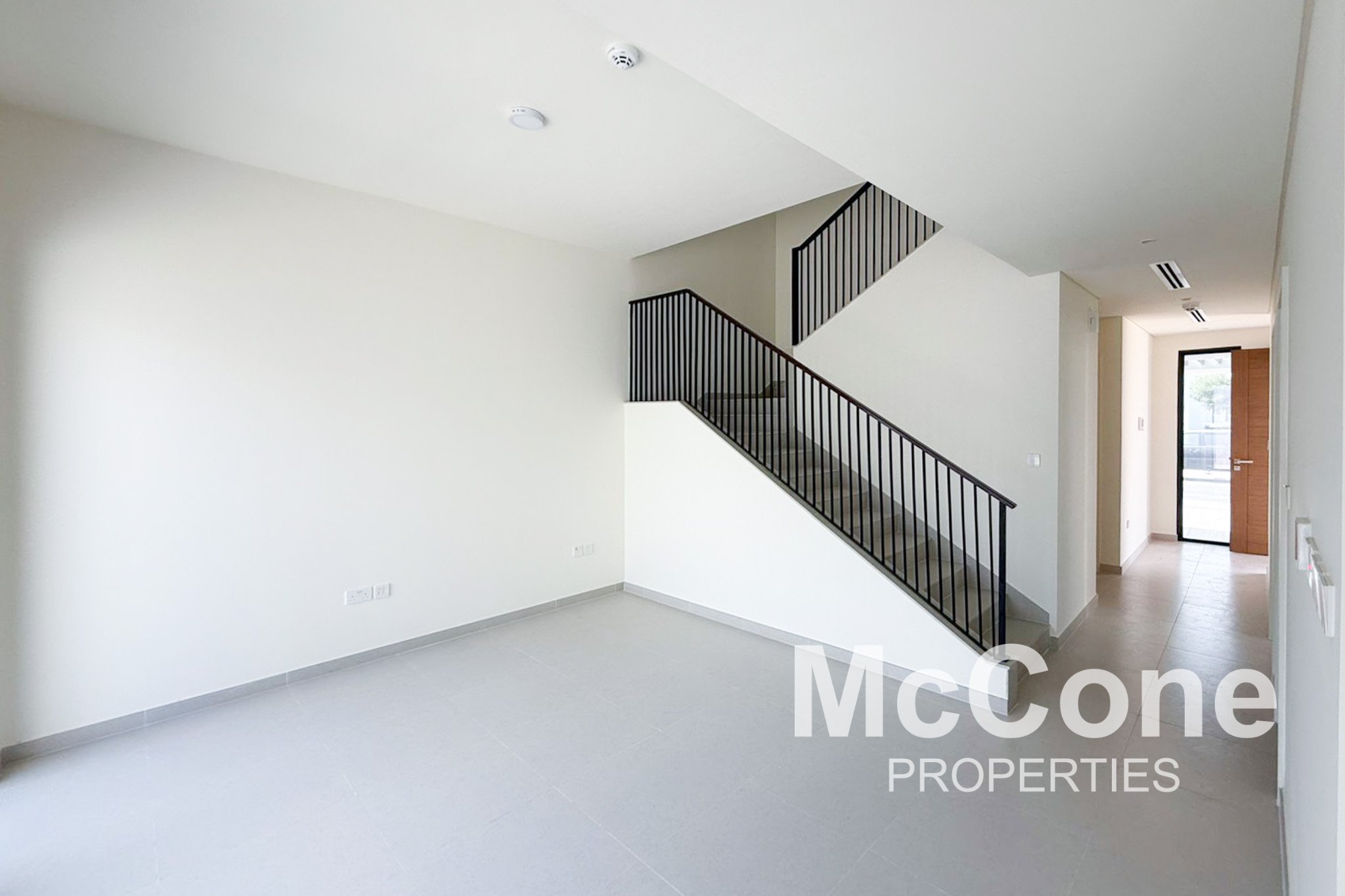 4 Bedroom Villa for Sale in Greenviews 2, Dubai South (Dubai World Central) — photo 5 of 10