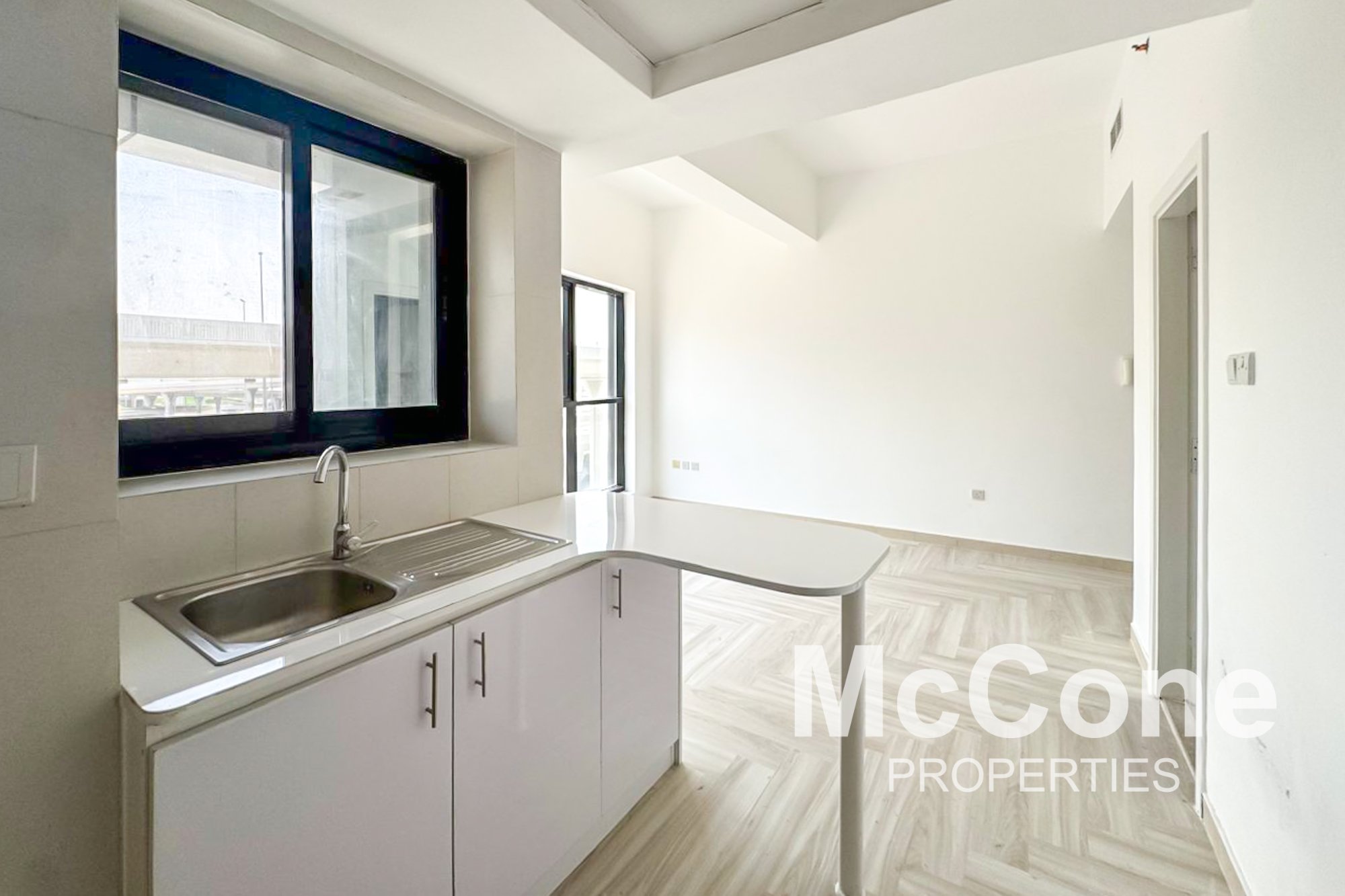 1 Bedroom Apartment for Rent in Escan Tower, Dubai Marina — photo 3 of 10