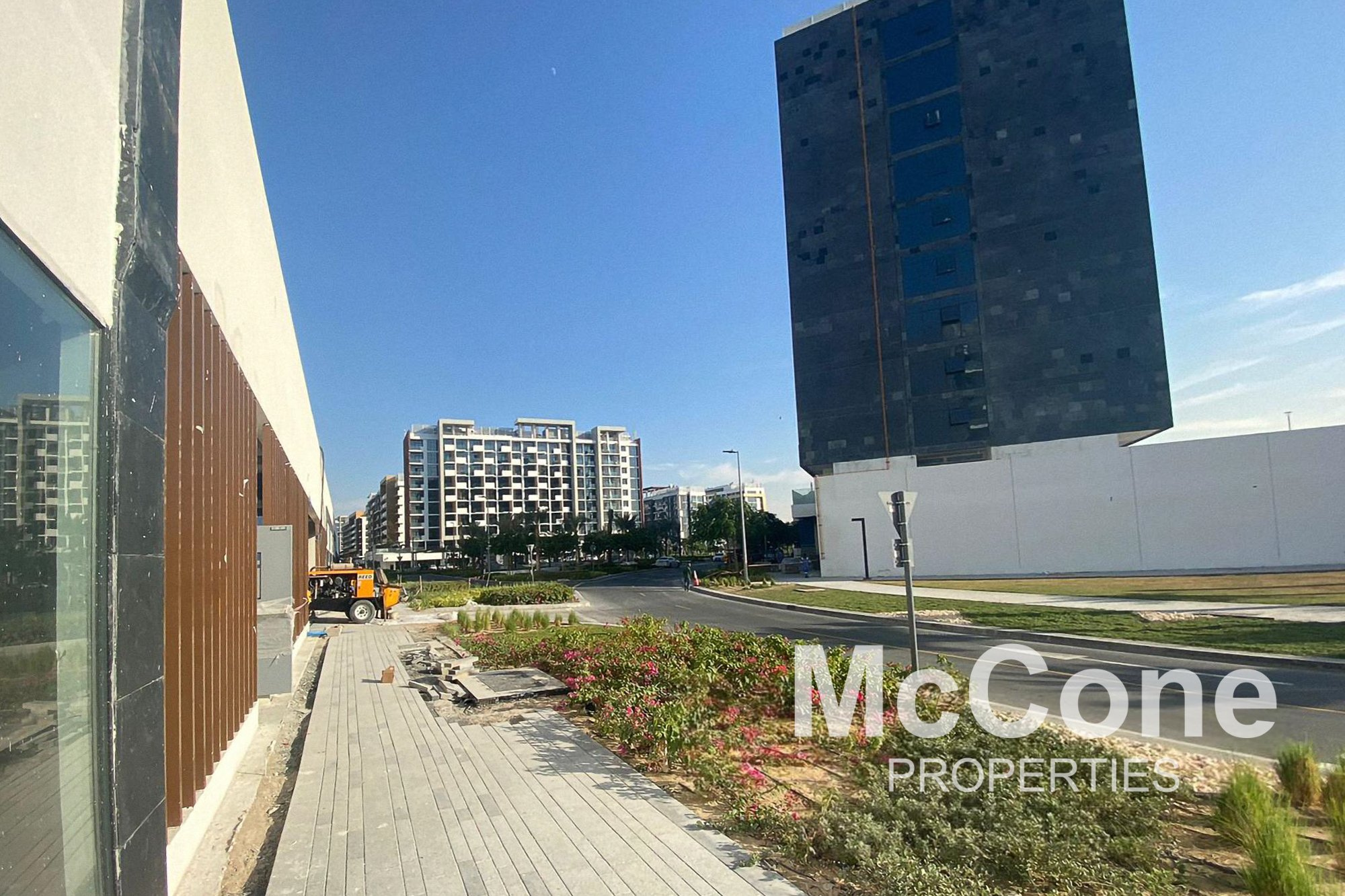 Shop for Rent in Azizi Riviera 3, Meydan — photo 4 of 10