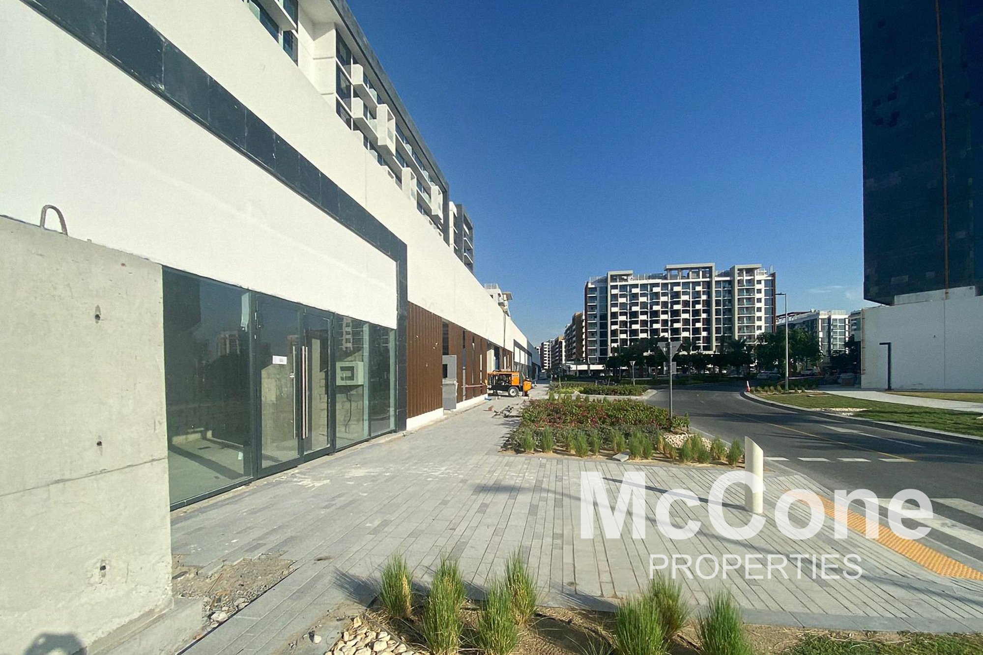 Shop for Rent in Azizi Riviera 3, Meydan — photo 3 of 10