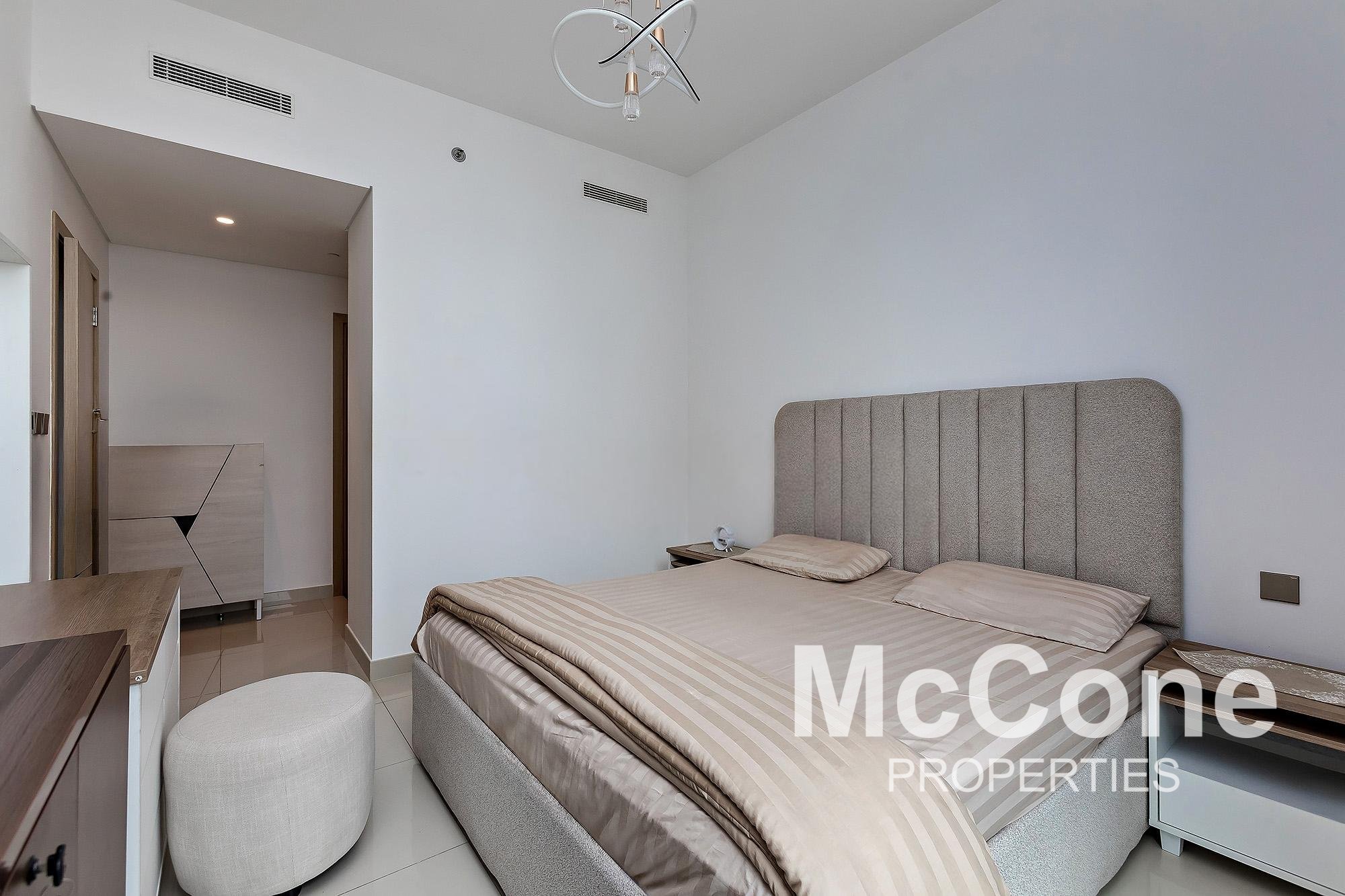 2 Bedroom Apartment for Sale in 17 Icon Bay, Dubai Creek Harbour (The Lagoons) — photo 5 of 10