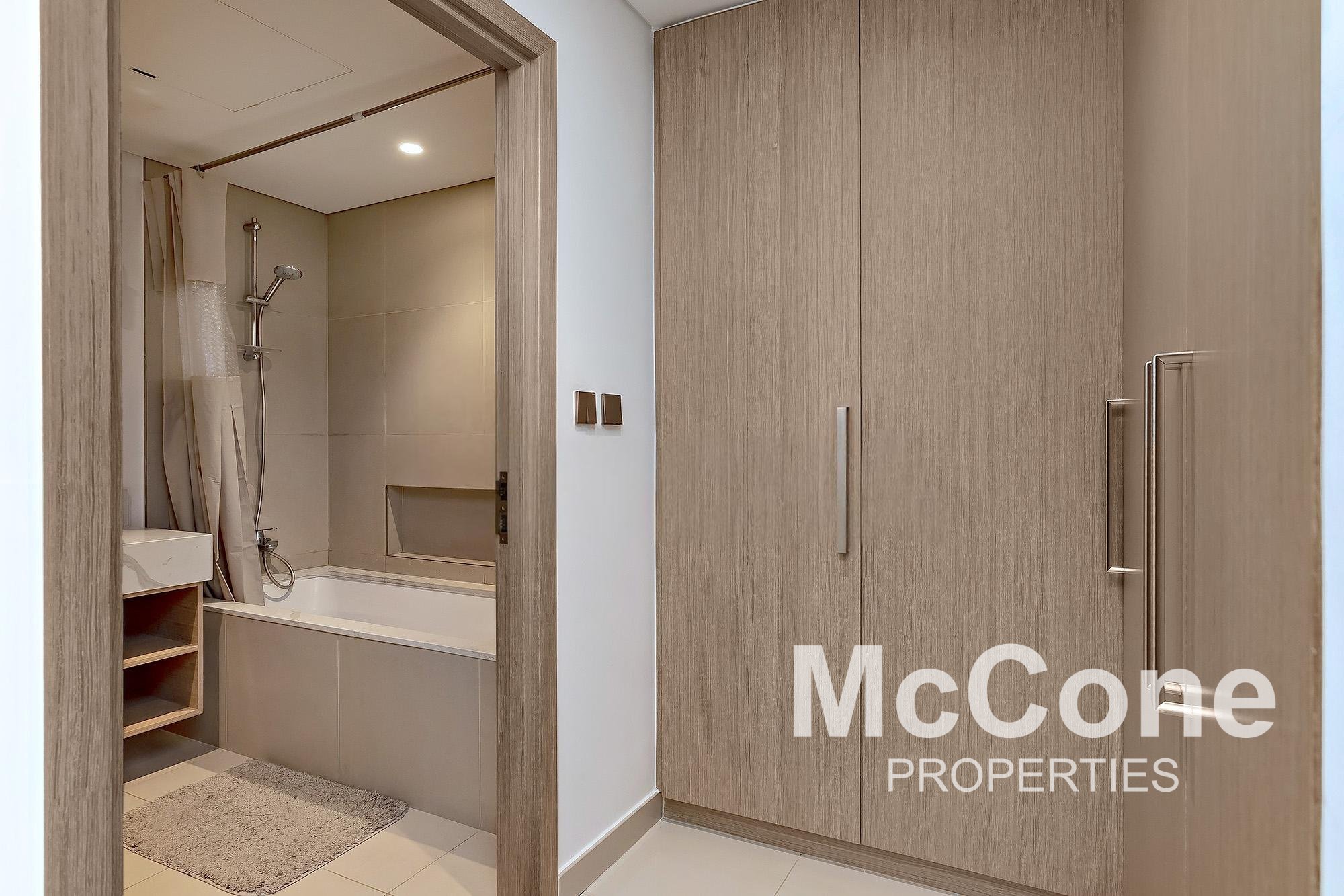 2 Bedroom Apartment for Sale in 17 Icon Bay, Dubai Creek Harbour (The Lagoons) — photo 6 of 10