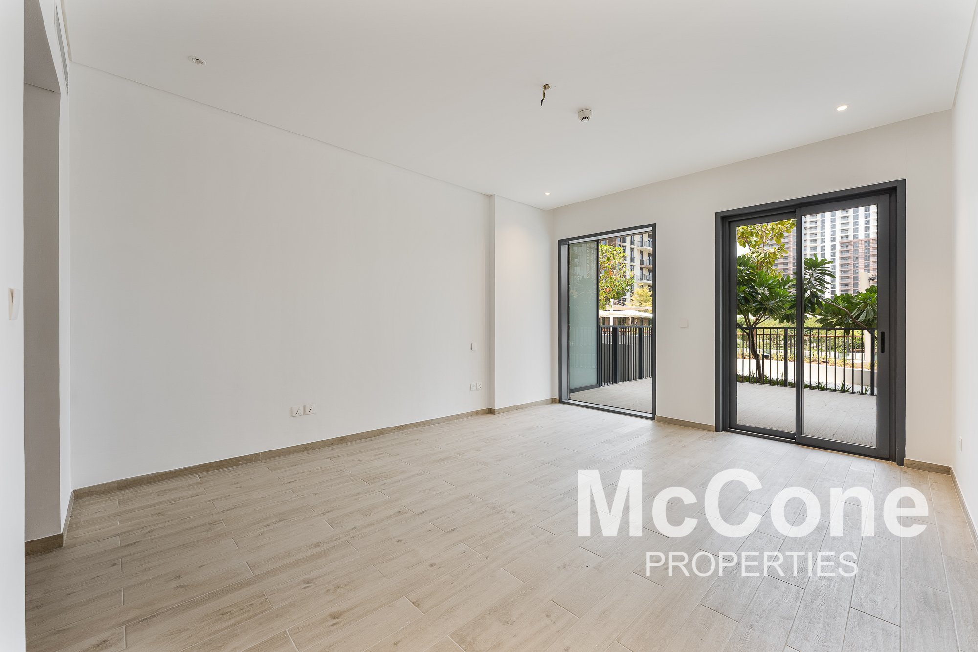 3 Bedroom Apartment for Sale in Central Park Building 1, City Walk — photo 9 of 30