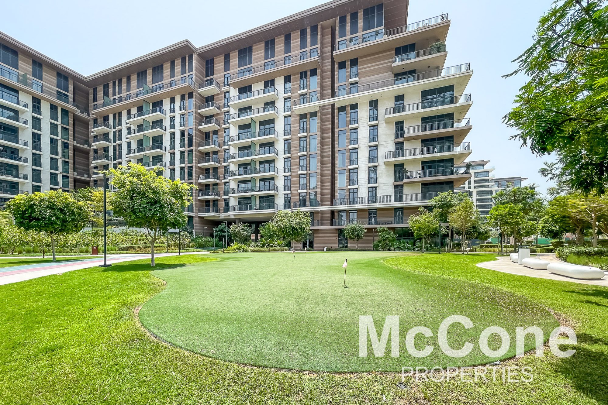 3 Bedroom Apartment for Sale in Central Park Building 1, City Walk — photograph 23 of 30