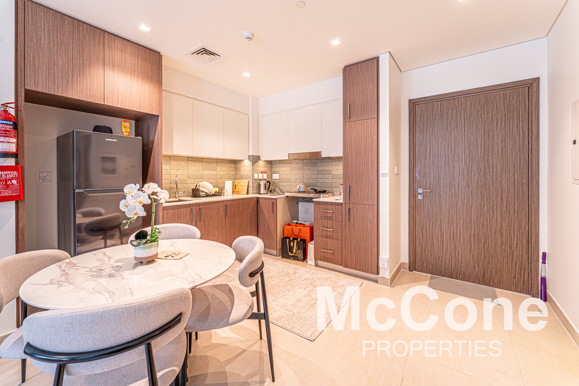 2 Bedroom Apartment for Rent in Seagate Building 3, Mina Rashid — photo 4 of 17